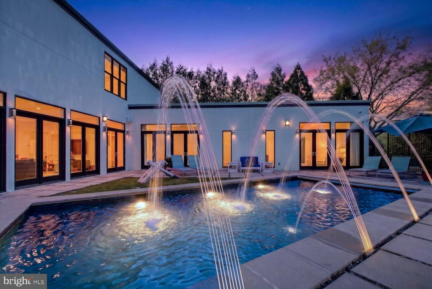 FOREST HILLS - Residential