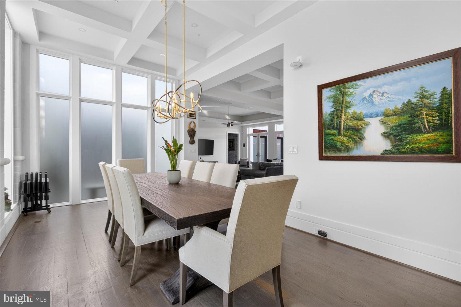 FOREST HILLS - Residential