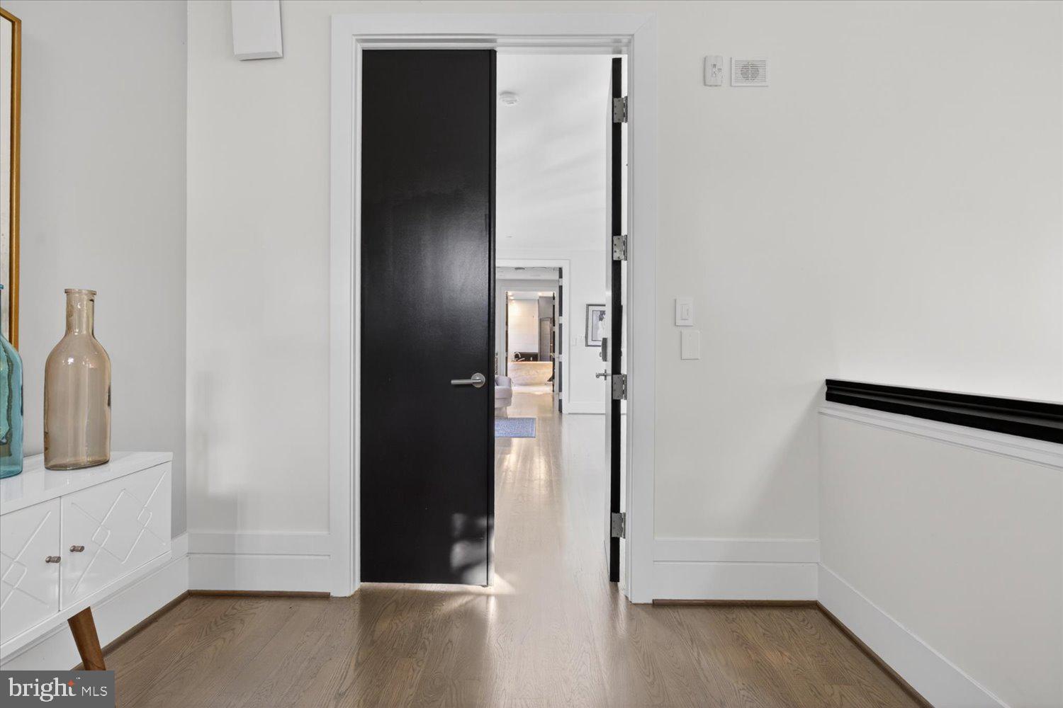 FOREST HILLS - Residential