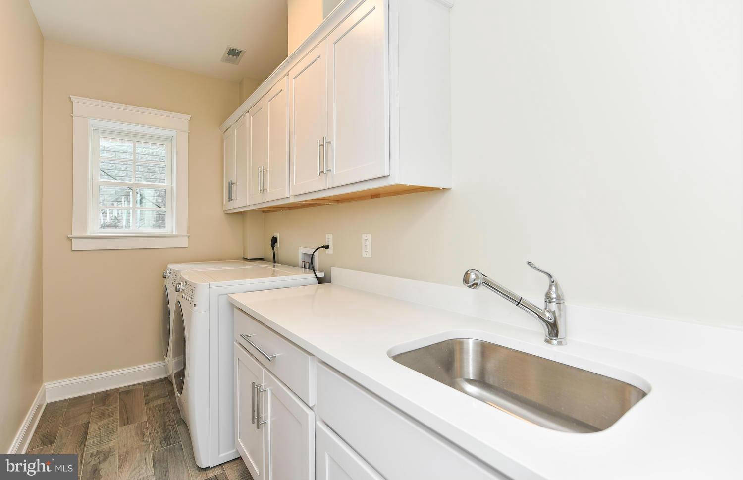 BEVERLEY HILLS - Residential