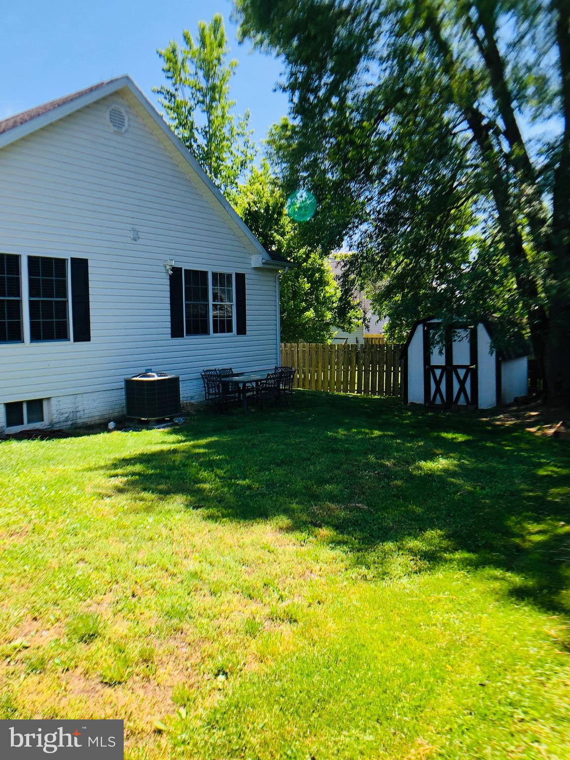 FORT HILL FARMS - Residential