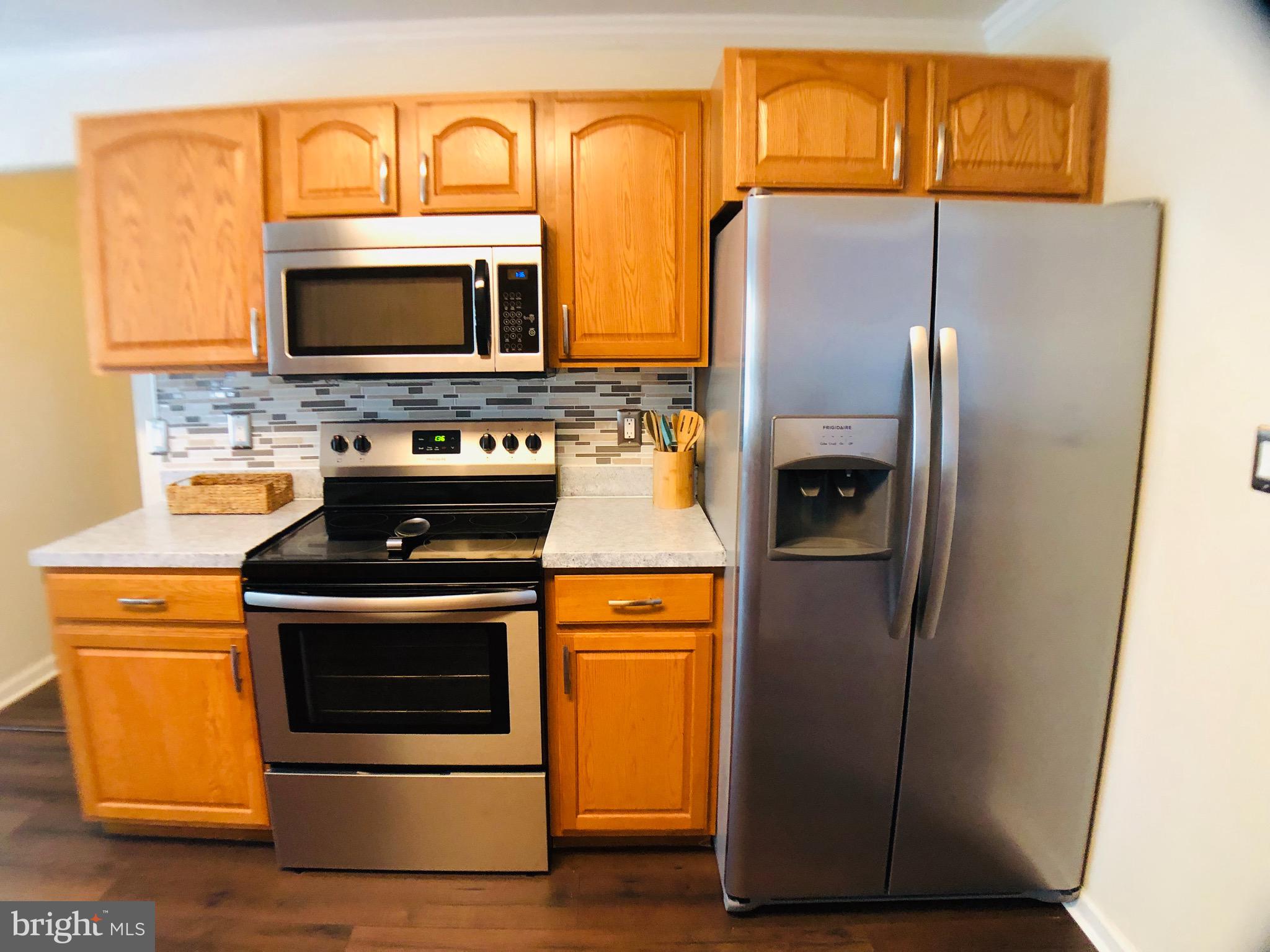 FORT HILL FARMS - Residential