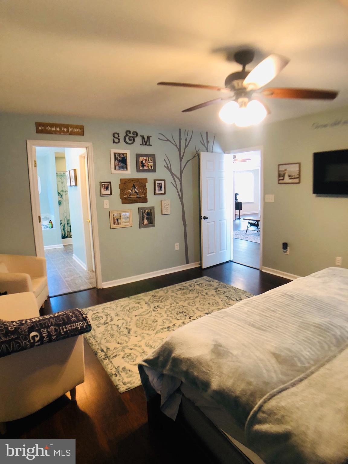 FORT HILL FARMS - Residential