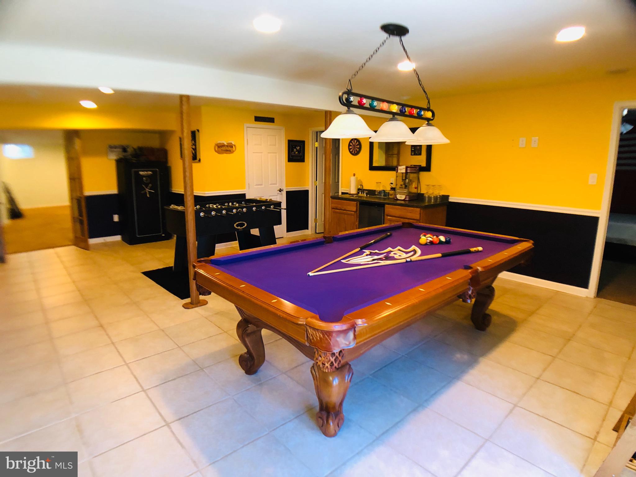 FORT HILL FARMS - Residential