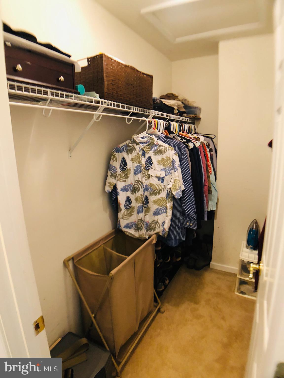 FORT HILL FARMS - Residential