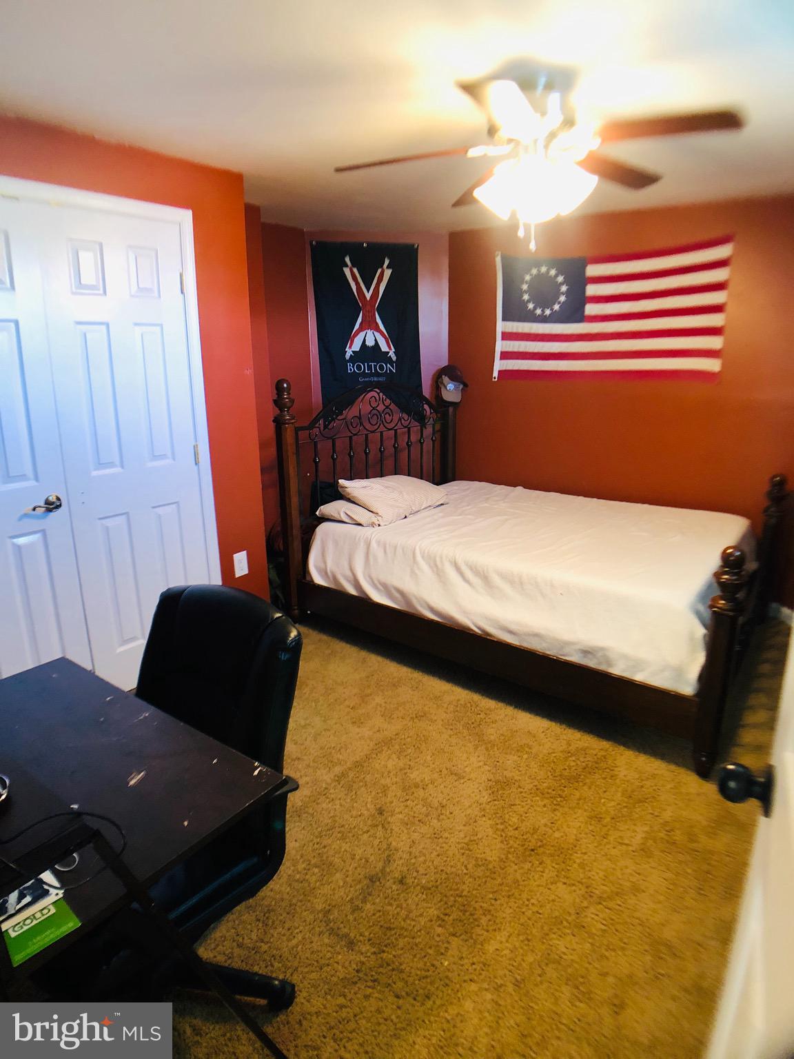 FORT HILL FARMS - Residential