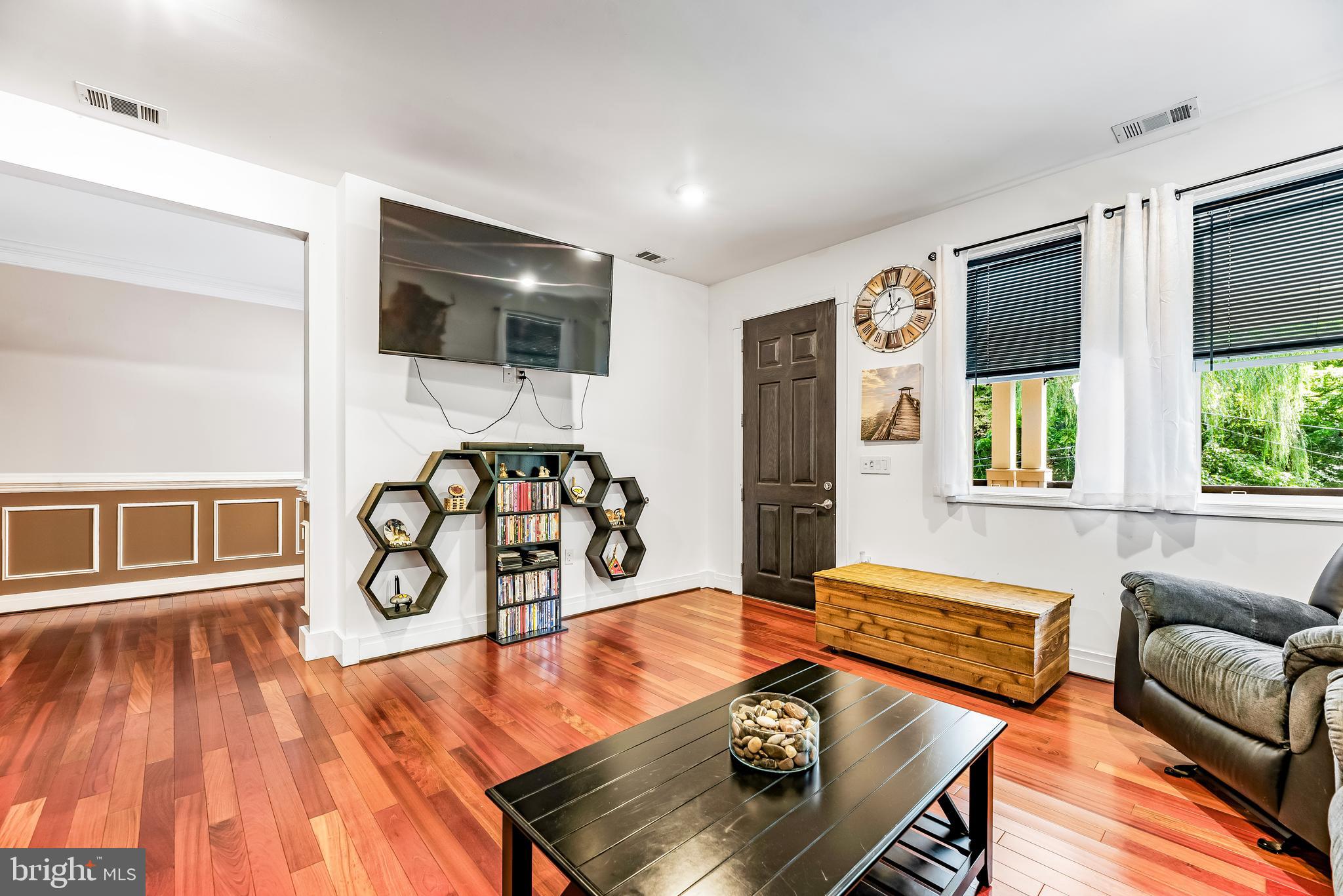 KENWOOD BEACH - Residential