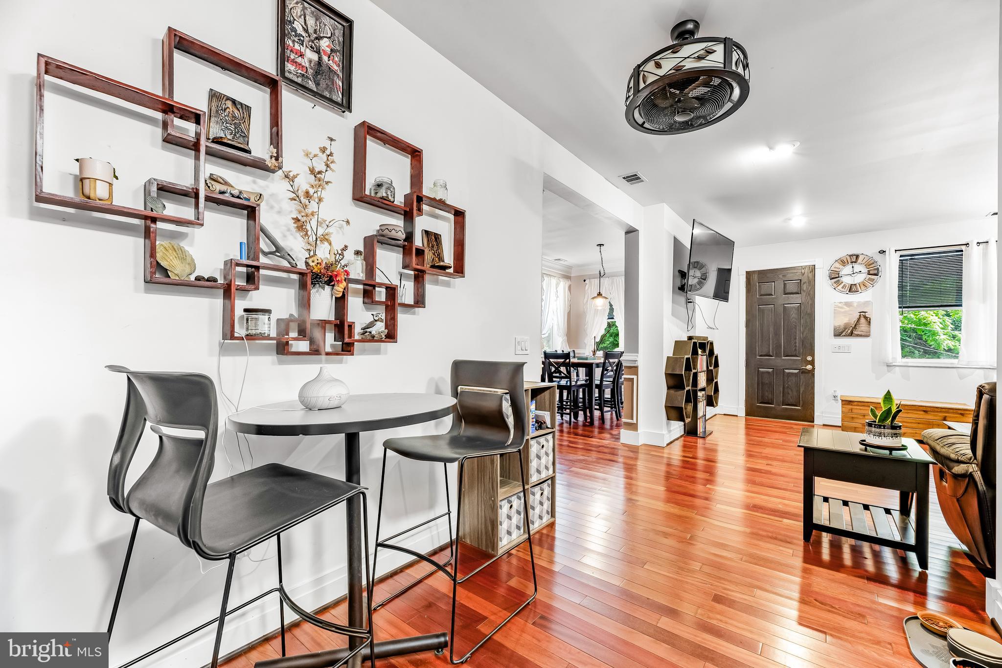 KENWOOD BEACH - Residential