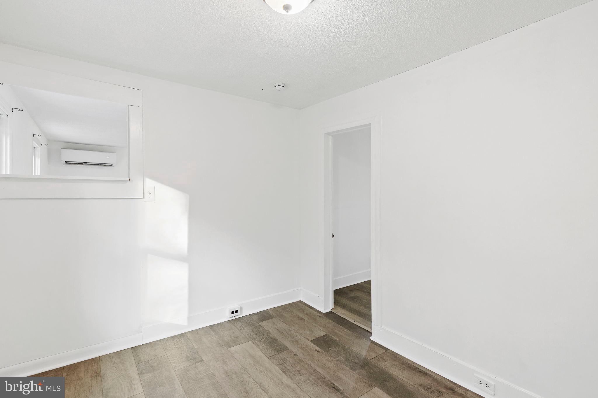 FREELAND - Residential