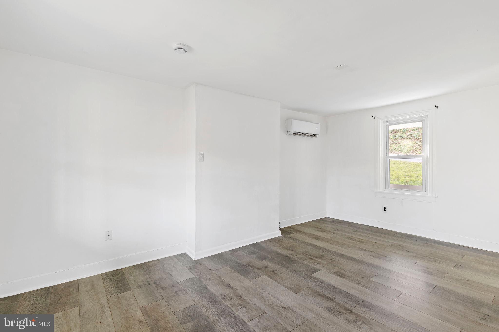 FREELAND - Residential