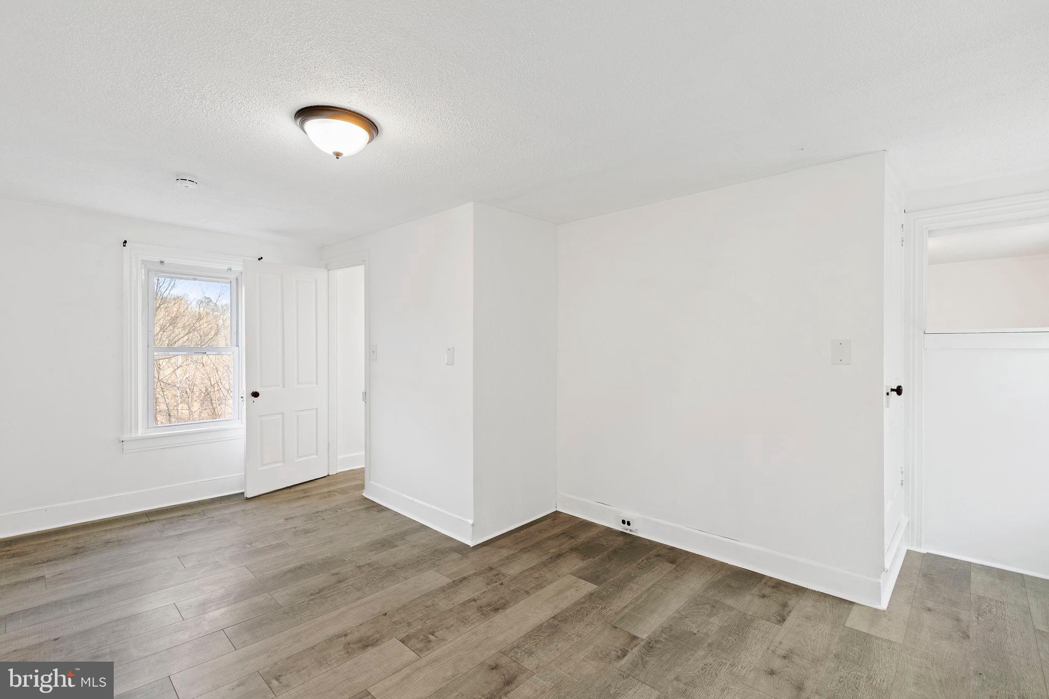 FREELAND - Residential