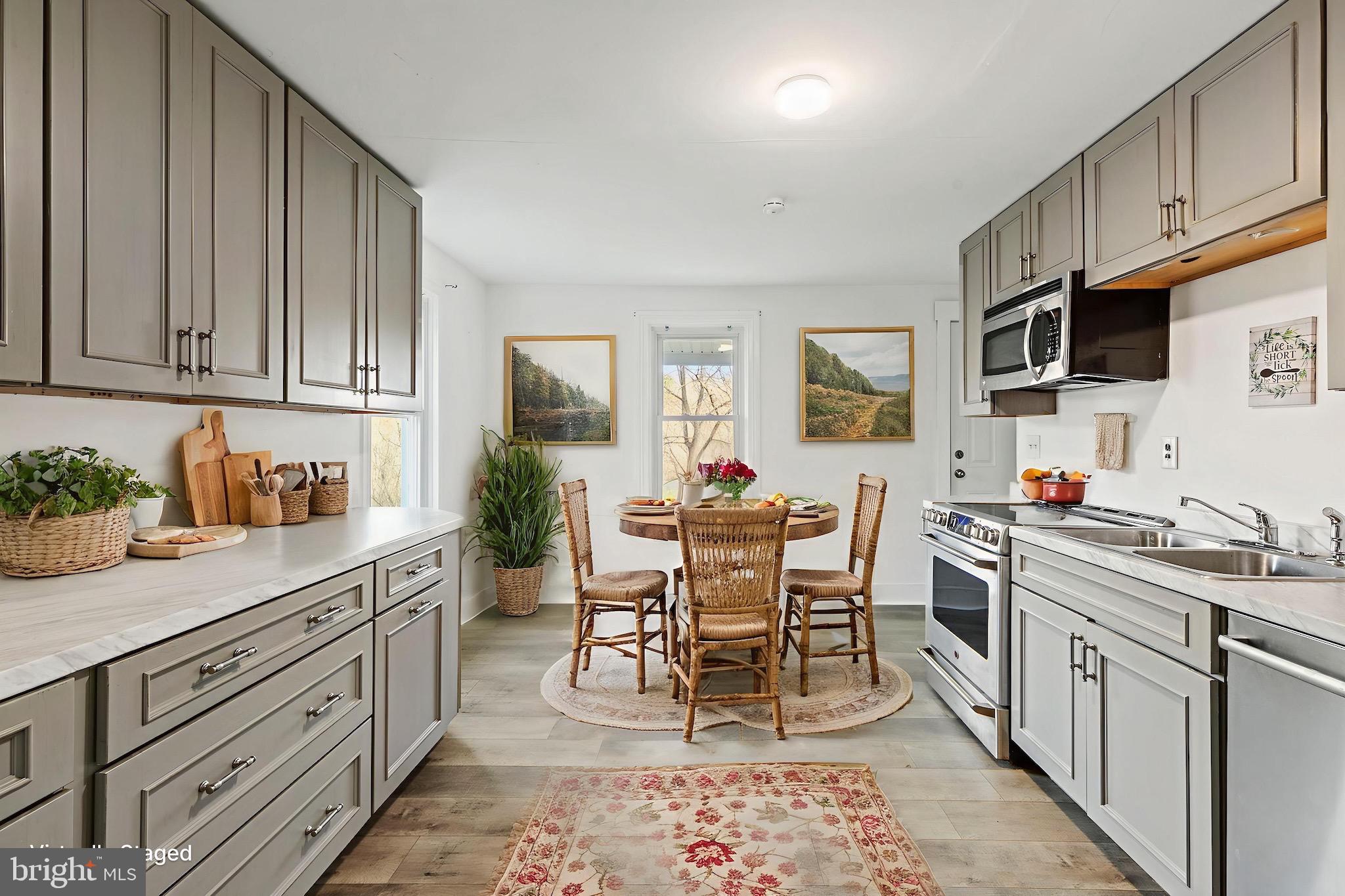 FREELAND - Residential