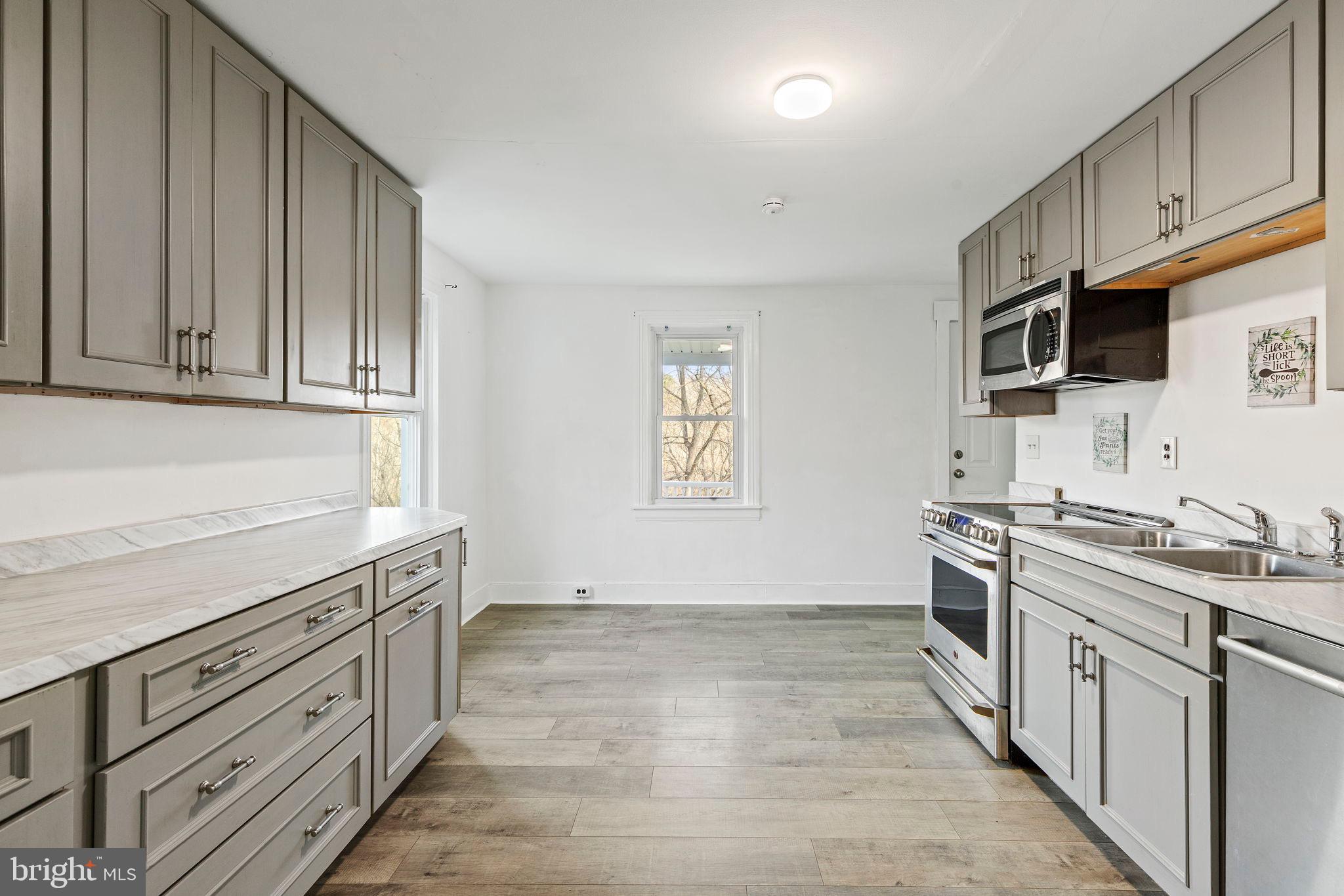 FREELAND - Residential