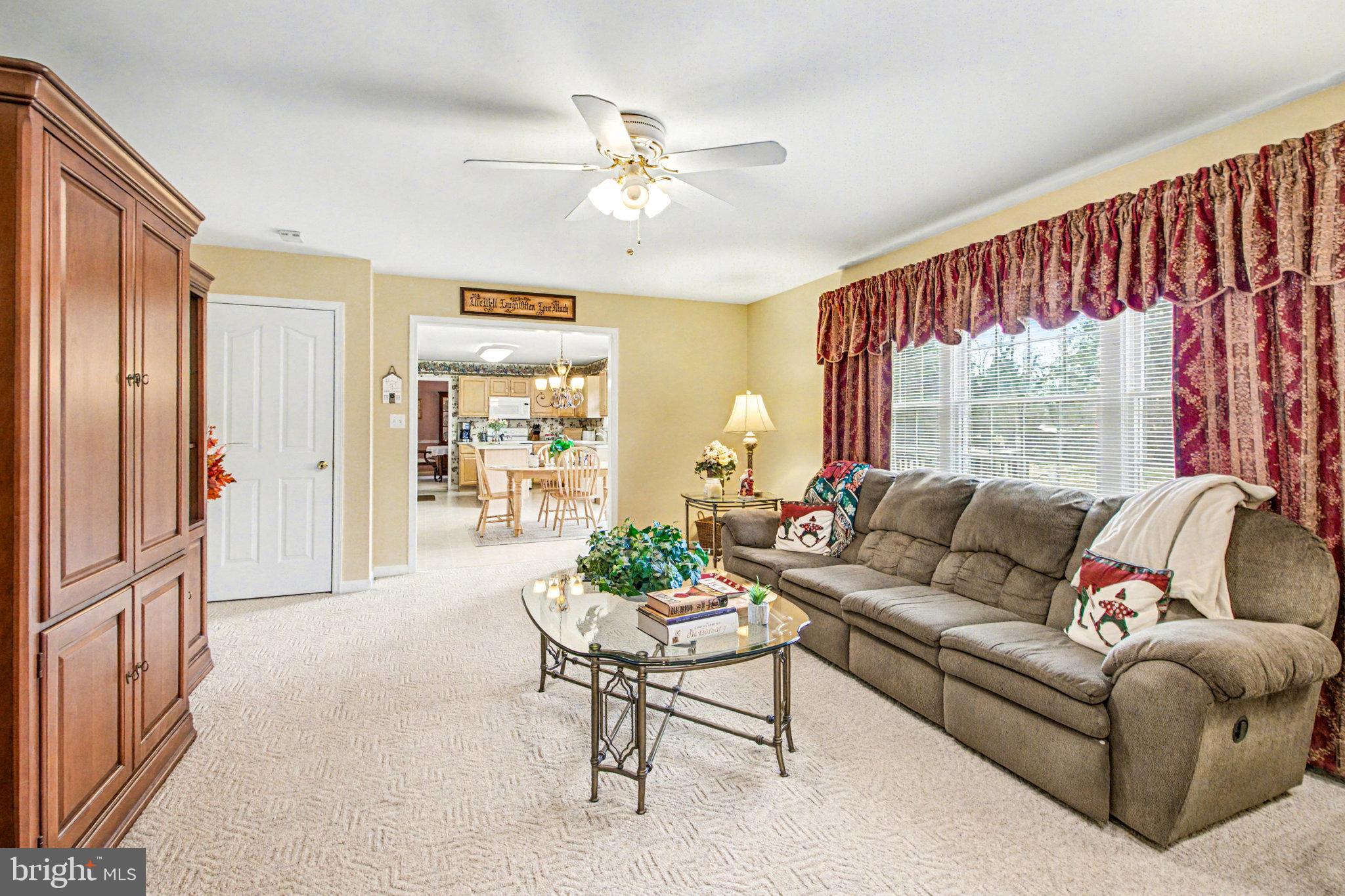 WESTBURY - Residential