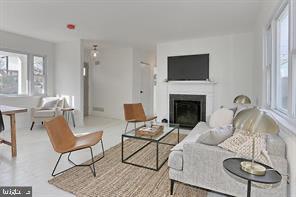 BRADDOCK HEIGHTS - Residential Lease