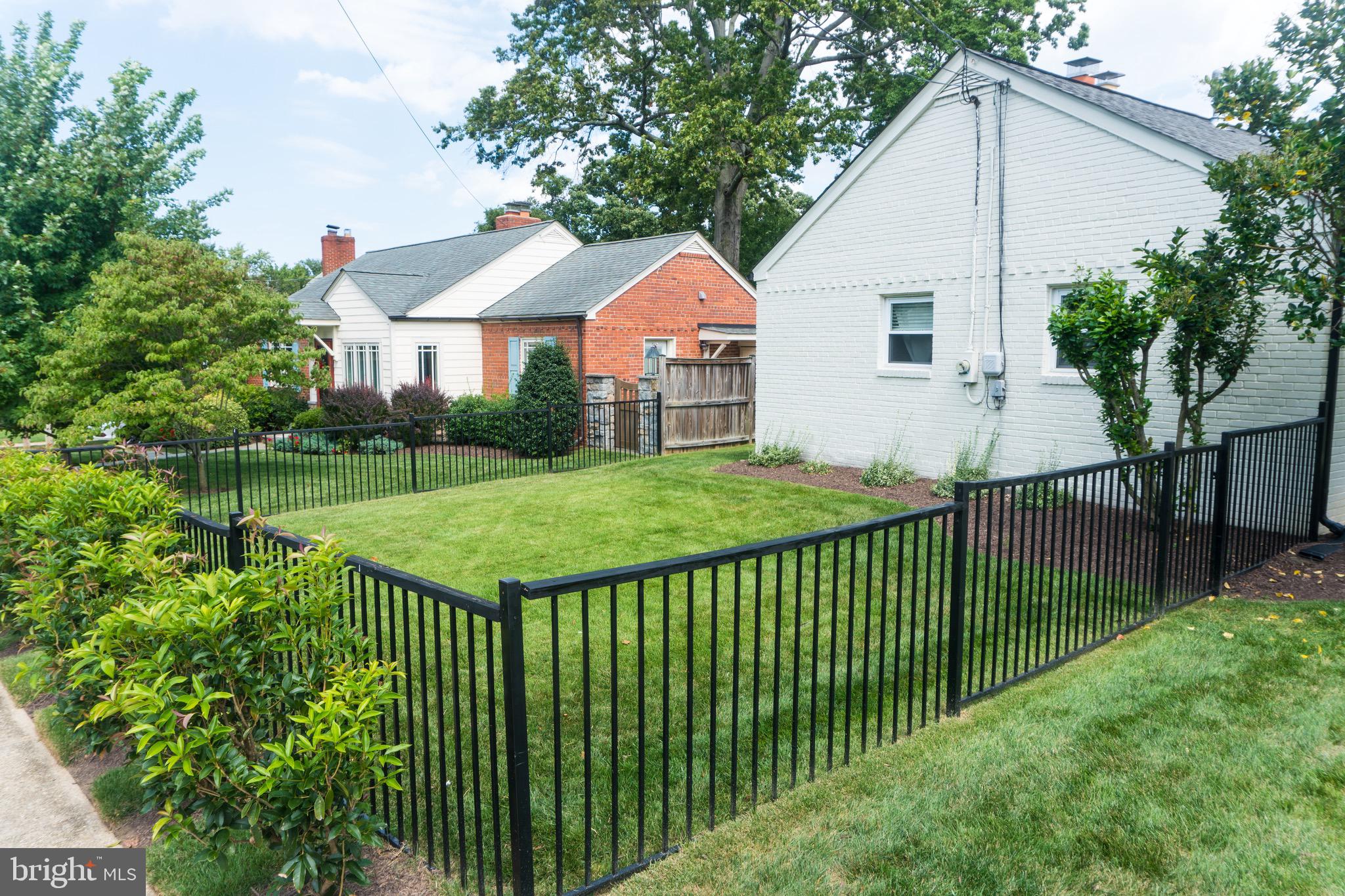 BRADDOCK HEIGHTS - Residential Lease