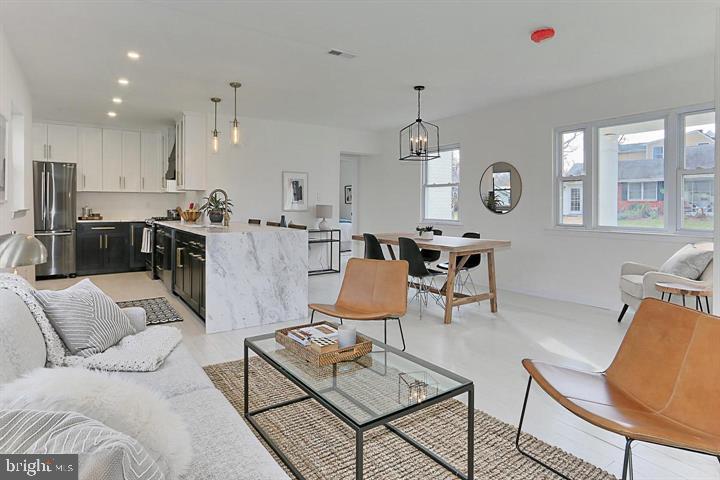 BRADDOCK HEIGHTS - Residential Lease