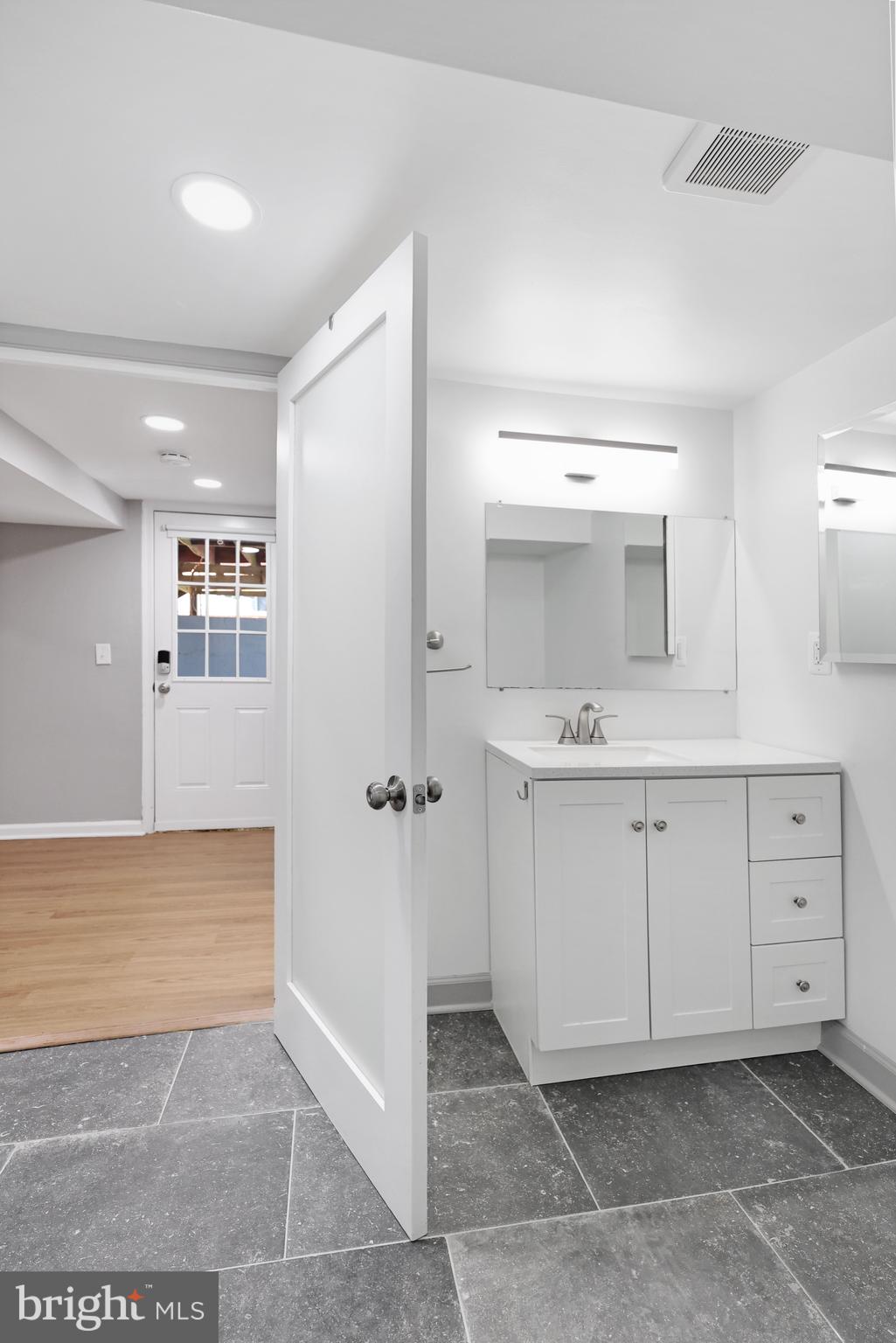 DALECREST - Residential
