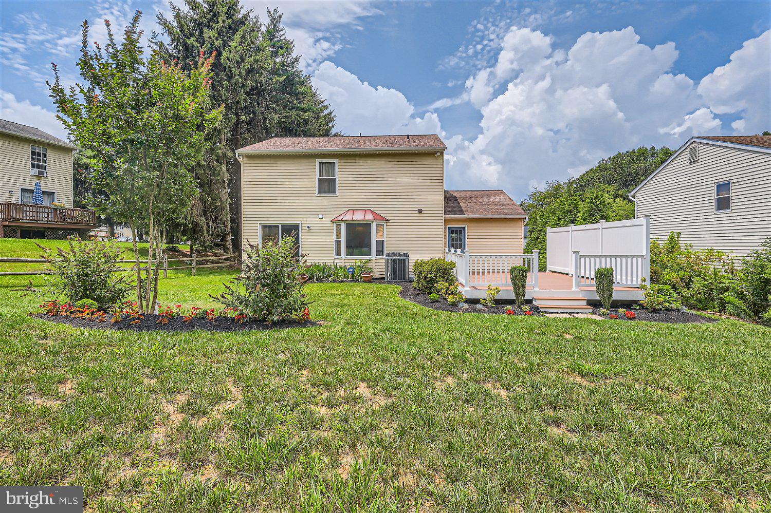 BRIMFIELD - Residential