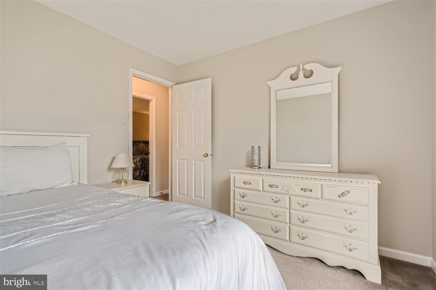 BRIMFIELD - Residential