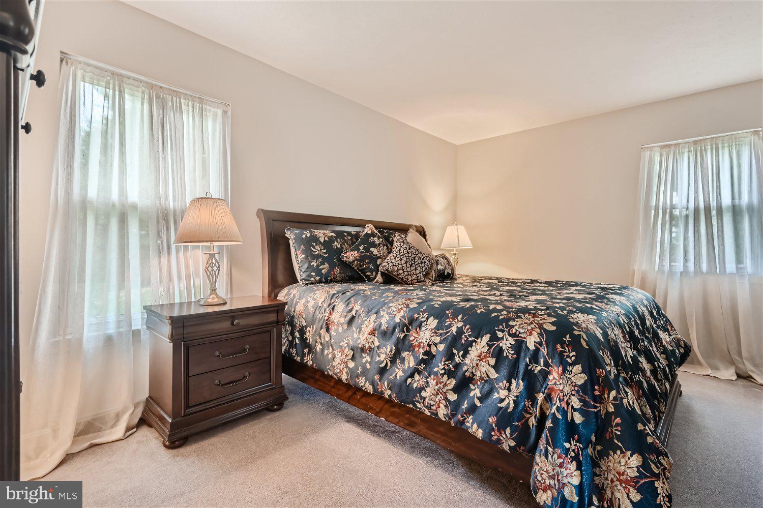 BRIMFIELD - Residential