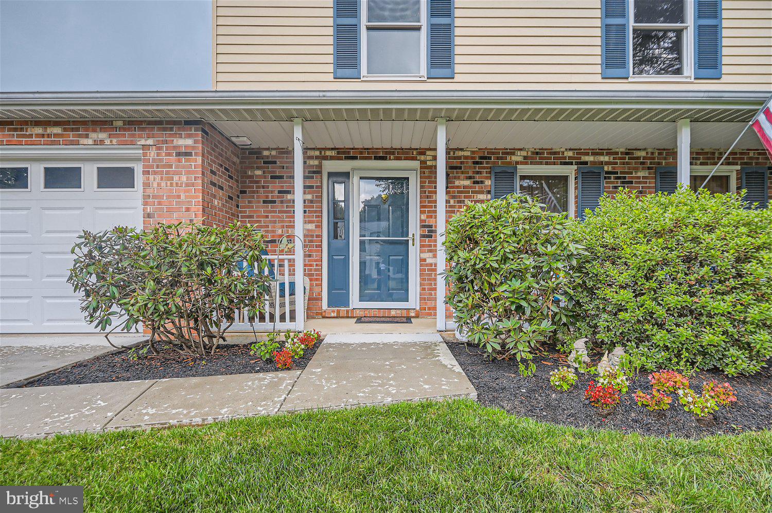 BRIMFIELD - Residential