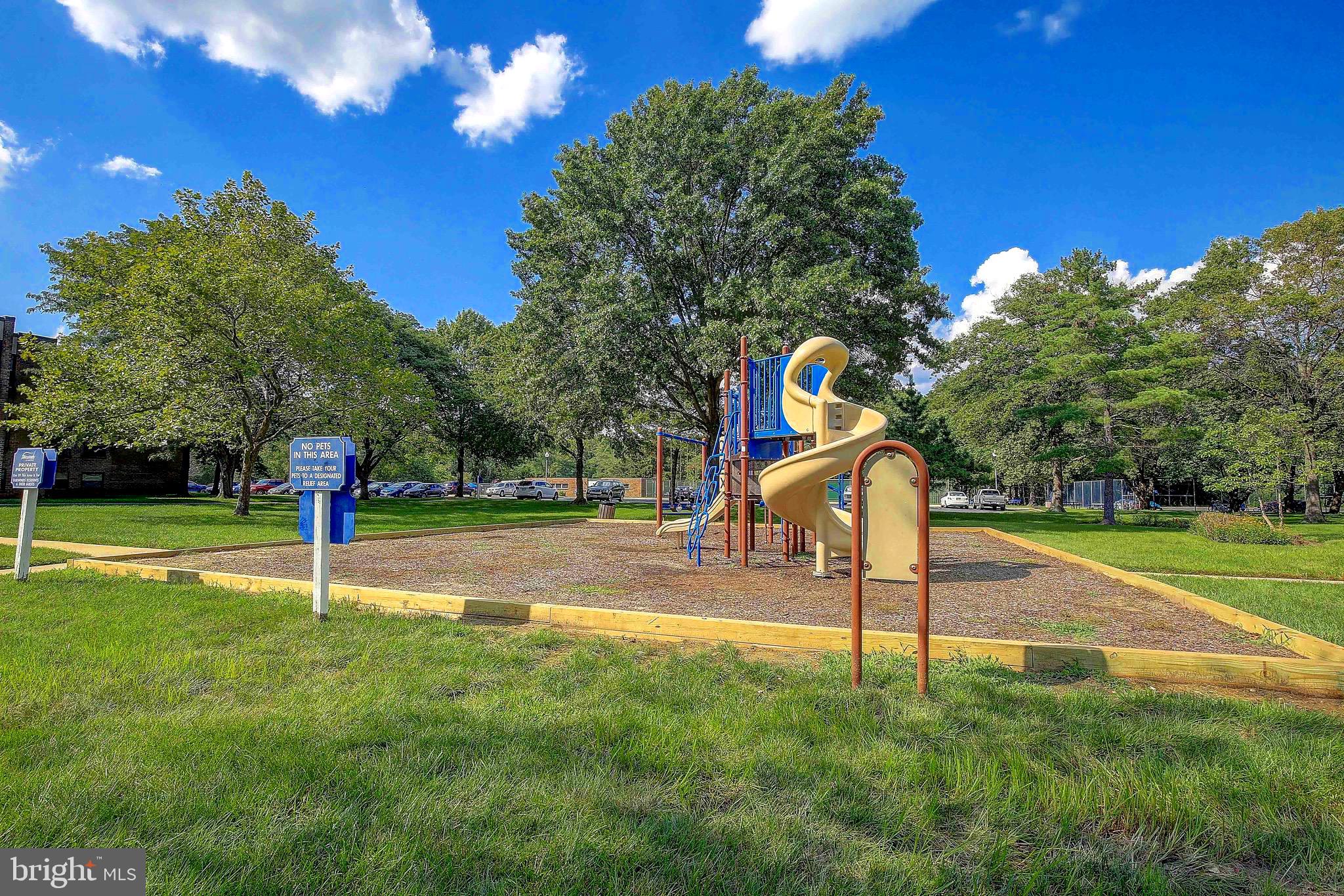 FAIRWINDS ON SEVERN - Residential