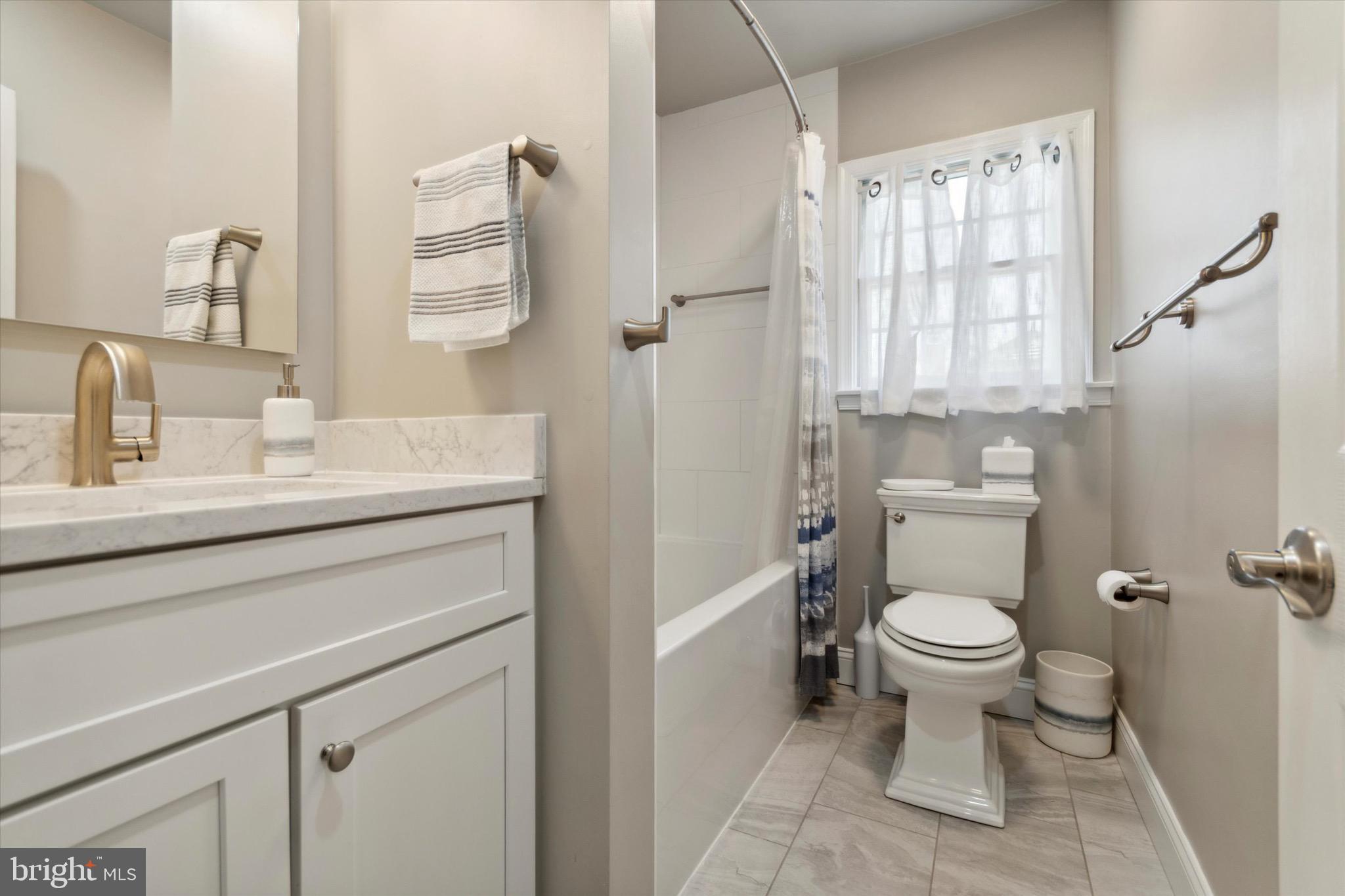 CANDLEBROOK - Residential