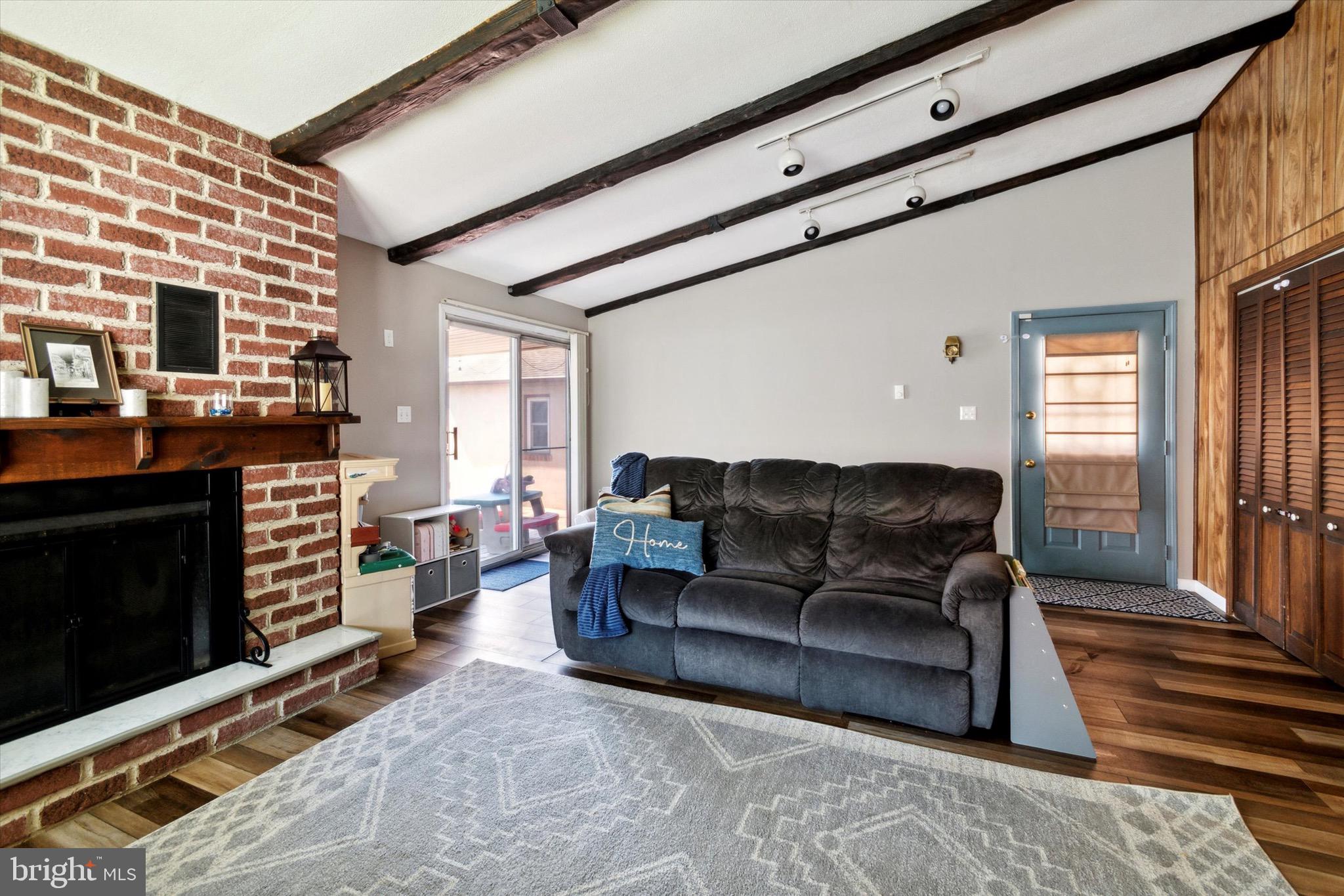 CANDLEBROOK - Residential