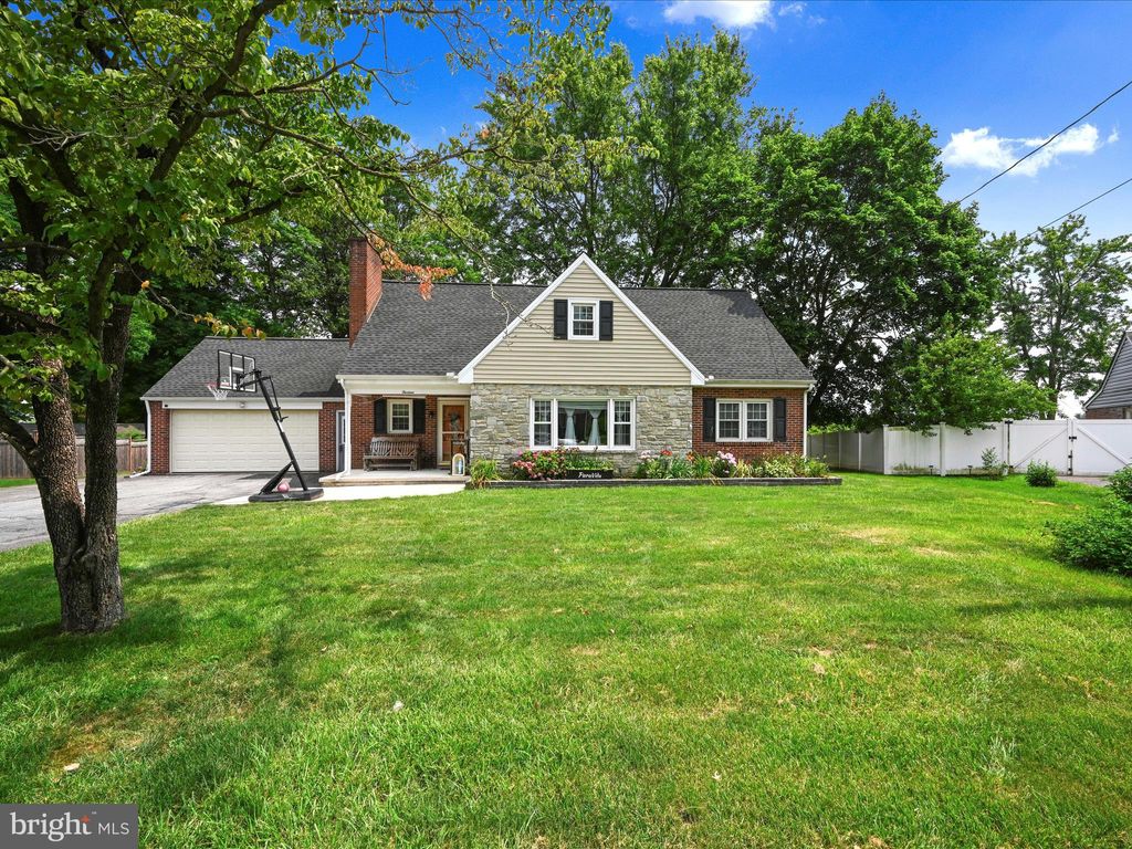 Photo of 13 Pleasant Drive, LANCASTER, PA 17602 (MLS # PALA2073098)