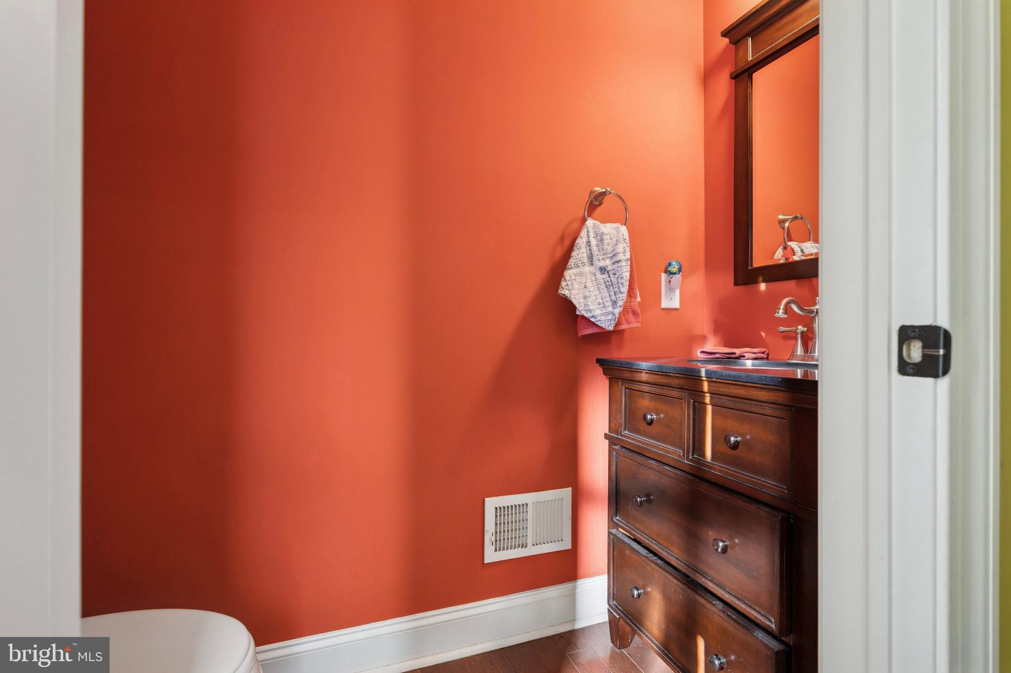 OAKMONT - Residential