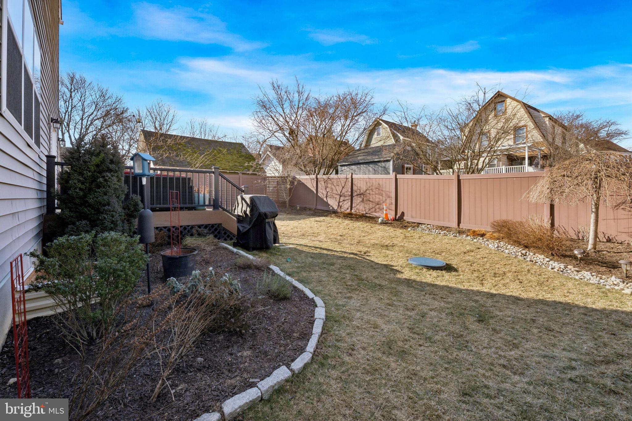 OAKMONT - Residential