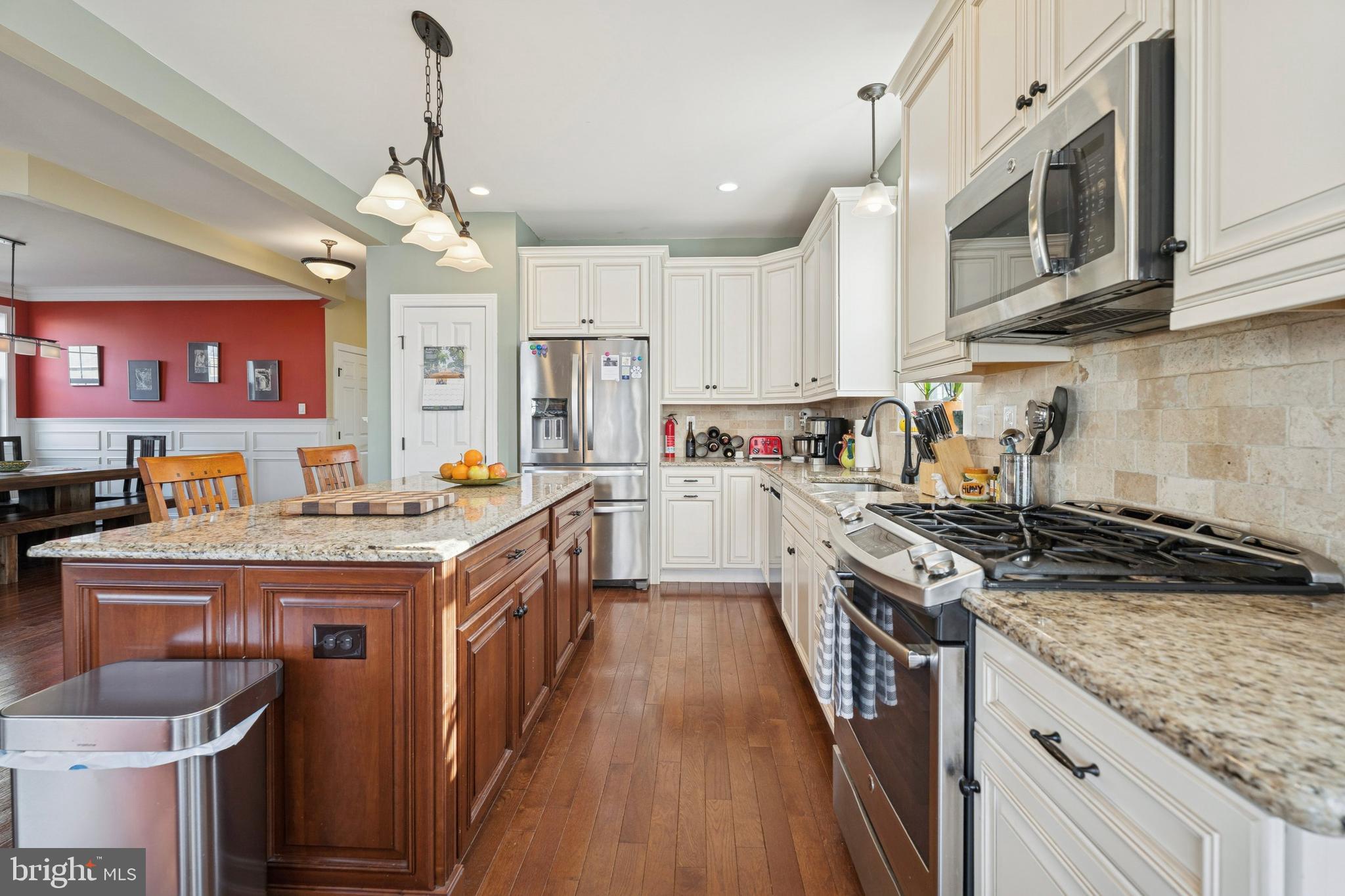 OAKMONT - Residential