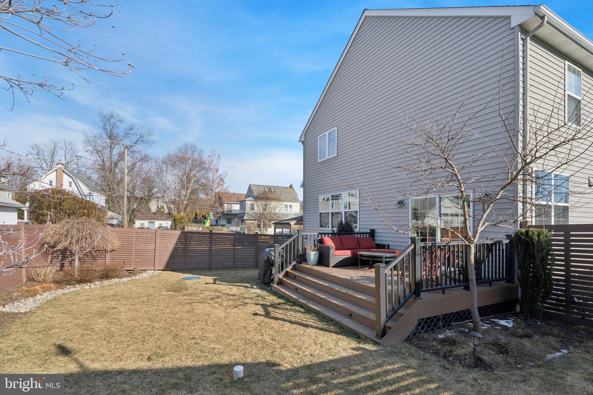 OAKMONT - Residential