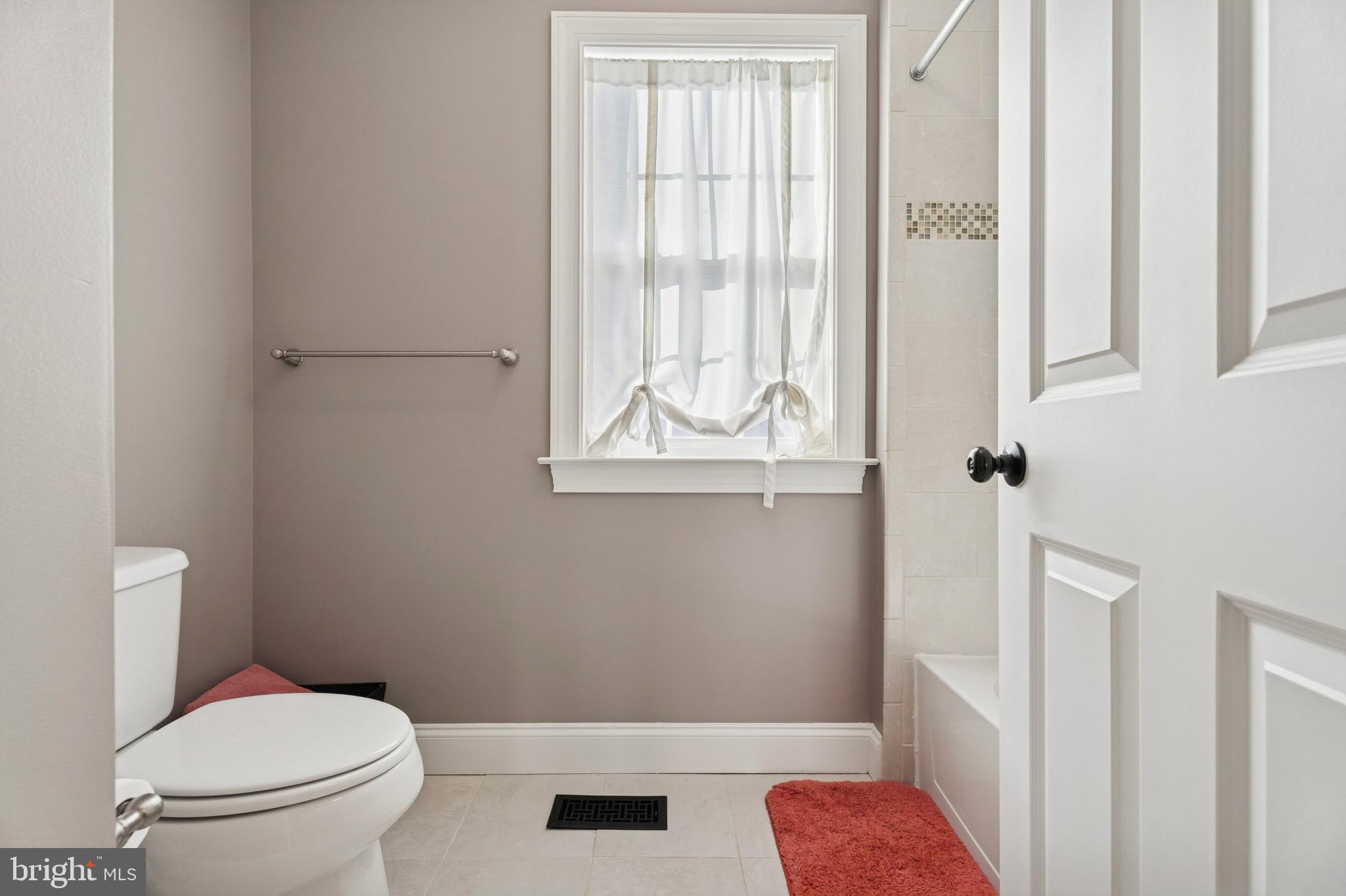 OAKMONT - Residential