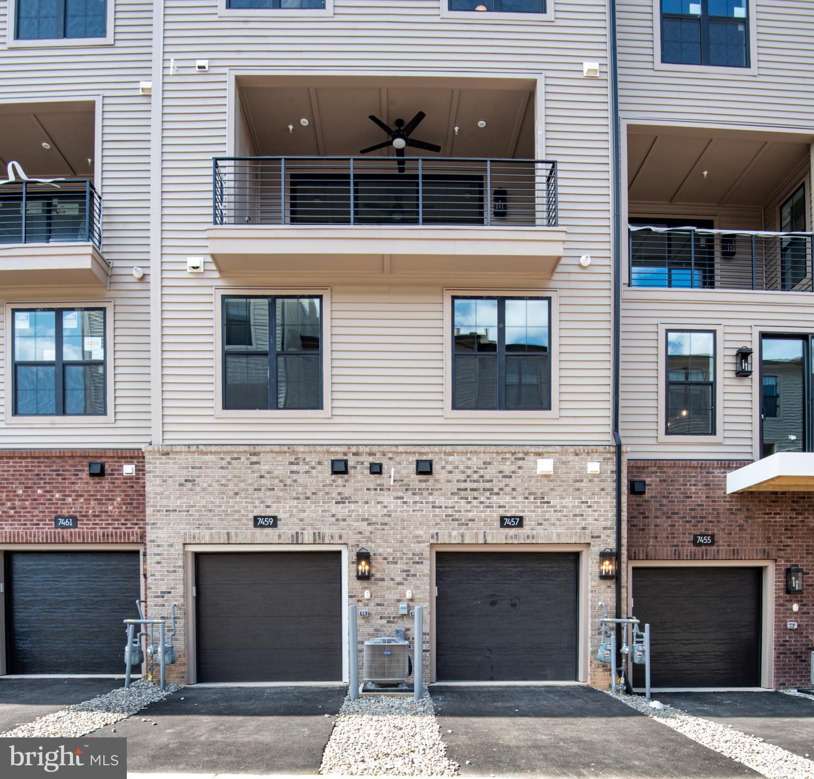 UNION PARK AT MCLEAN - Residential Lease