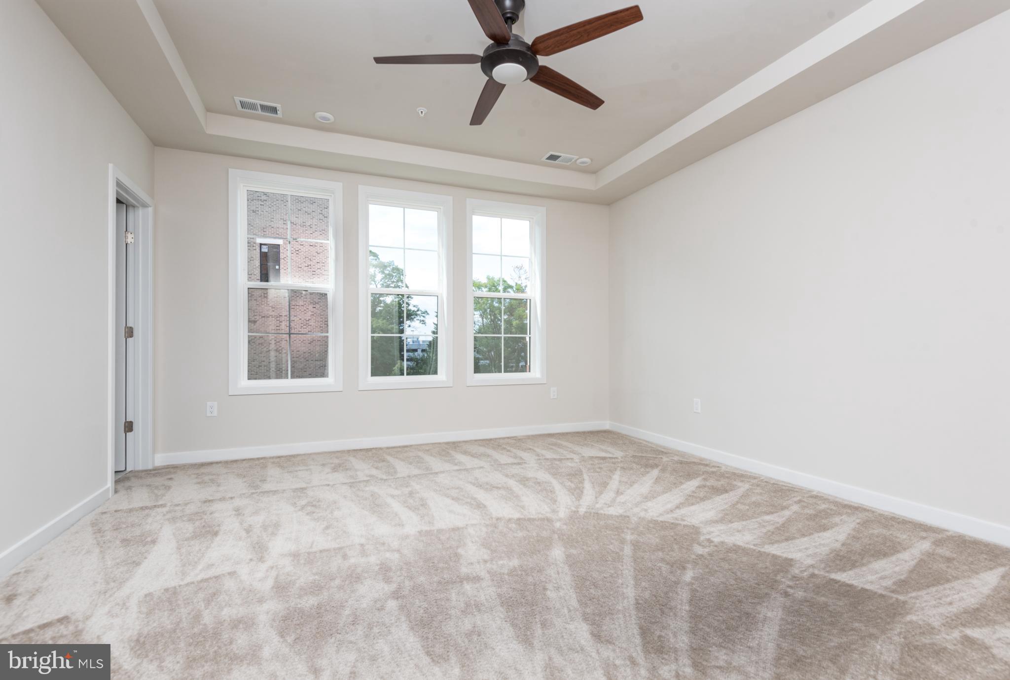 UNION PARK AT MCLEAN - Residential Lease