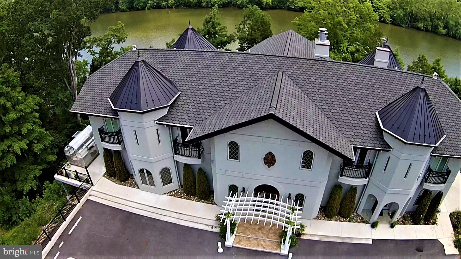 SHEPHERDS COVE - Residential