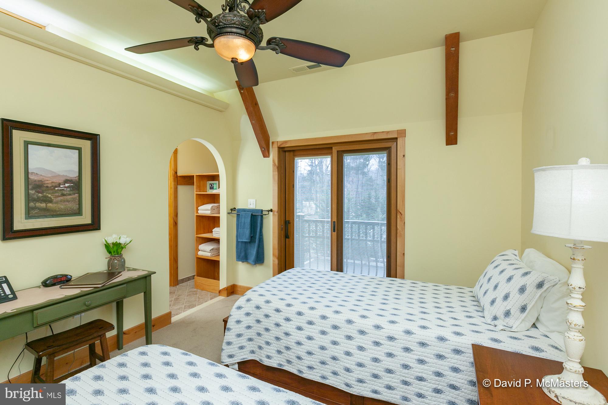 SHEPHERDS COVE - Residential