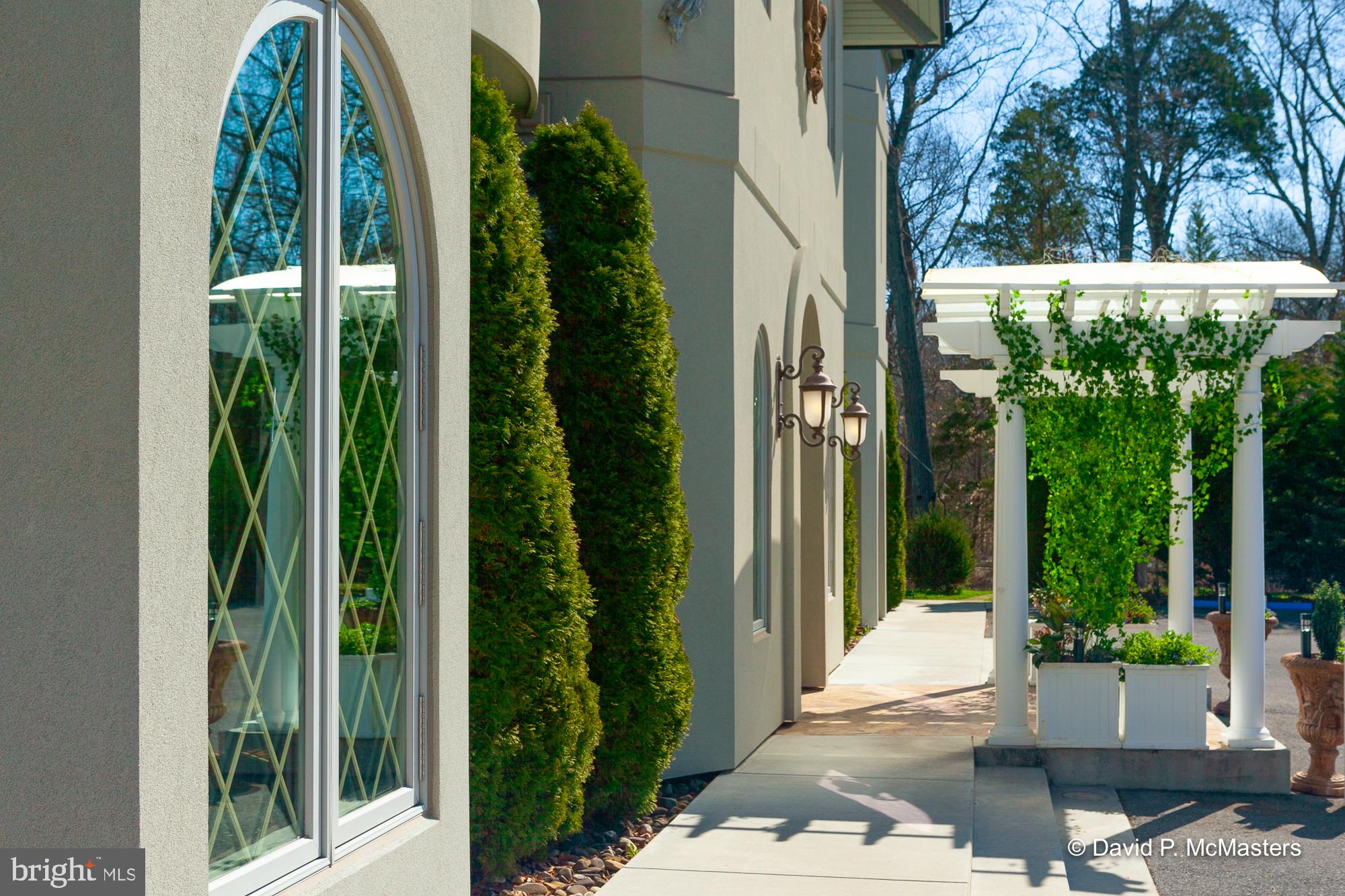 SHEPHERDS COVE - Residential