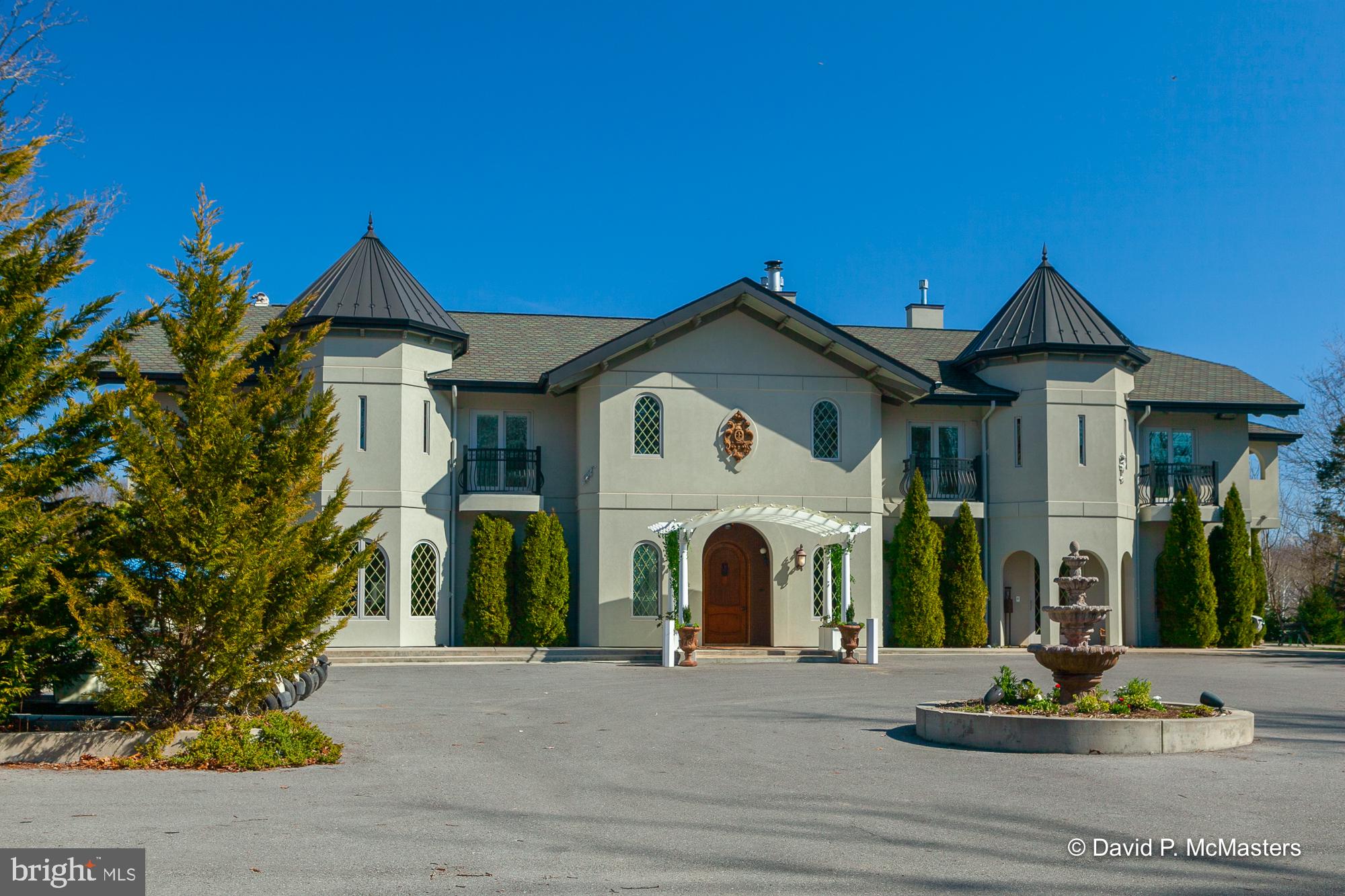 SHEPHERDS COVE - Residential