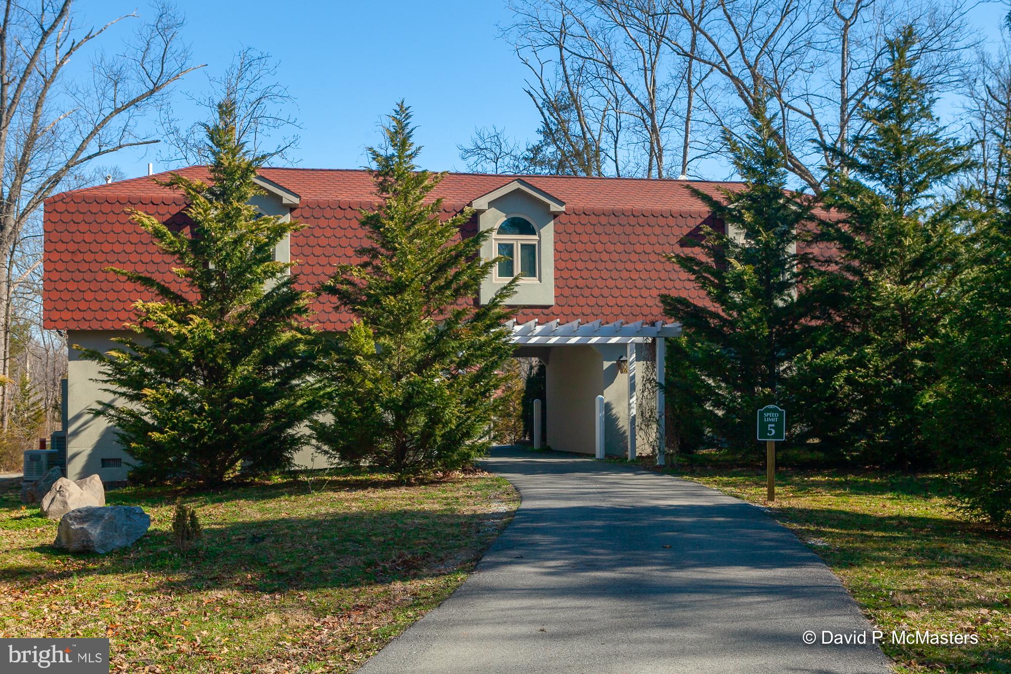 SHEPHERDS COVE - Residential