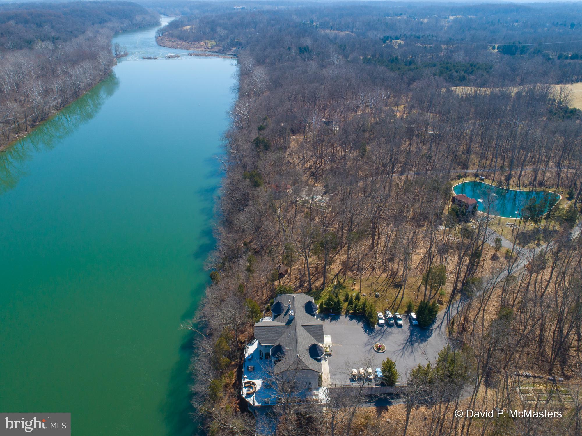 SHEPHERDS COVE - Residential