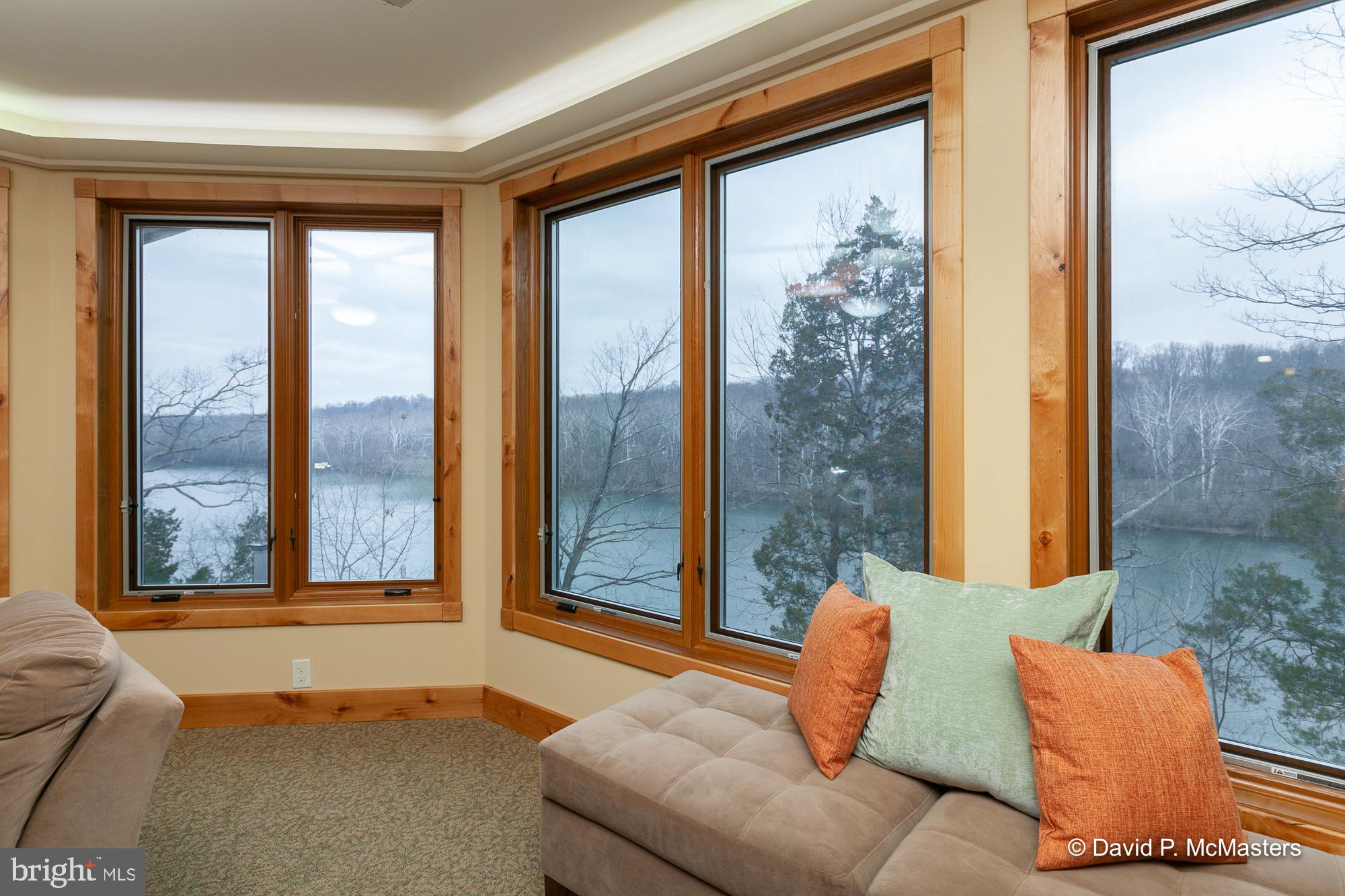 SHEPHERDS COVE - Residential