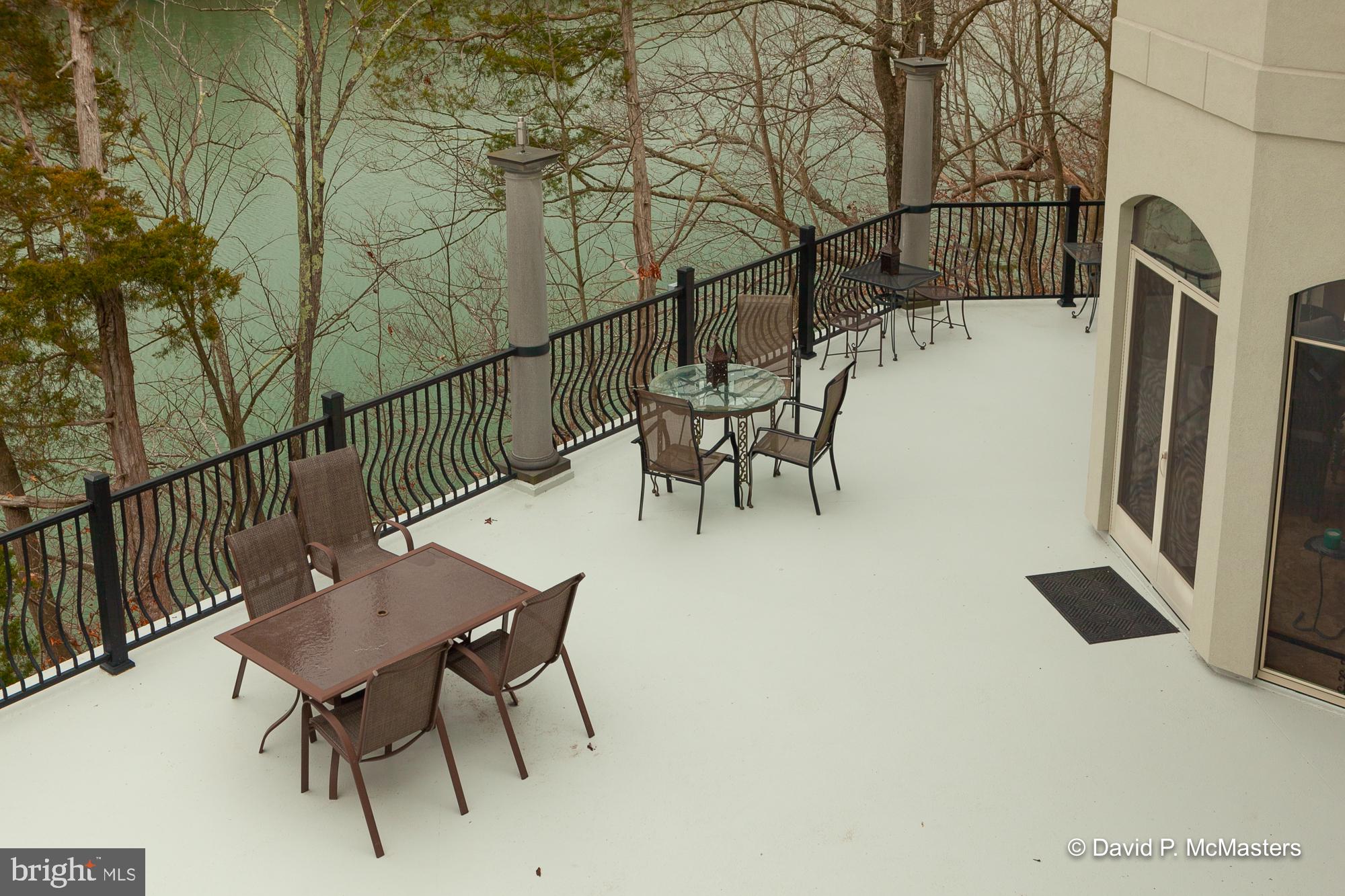 SHEPHERDS COVE - Residential