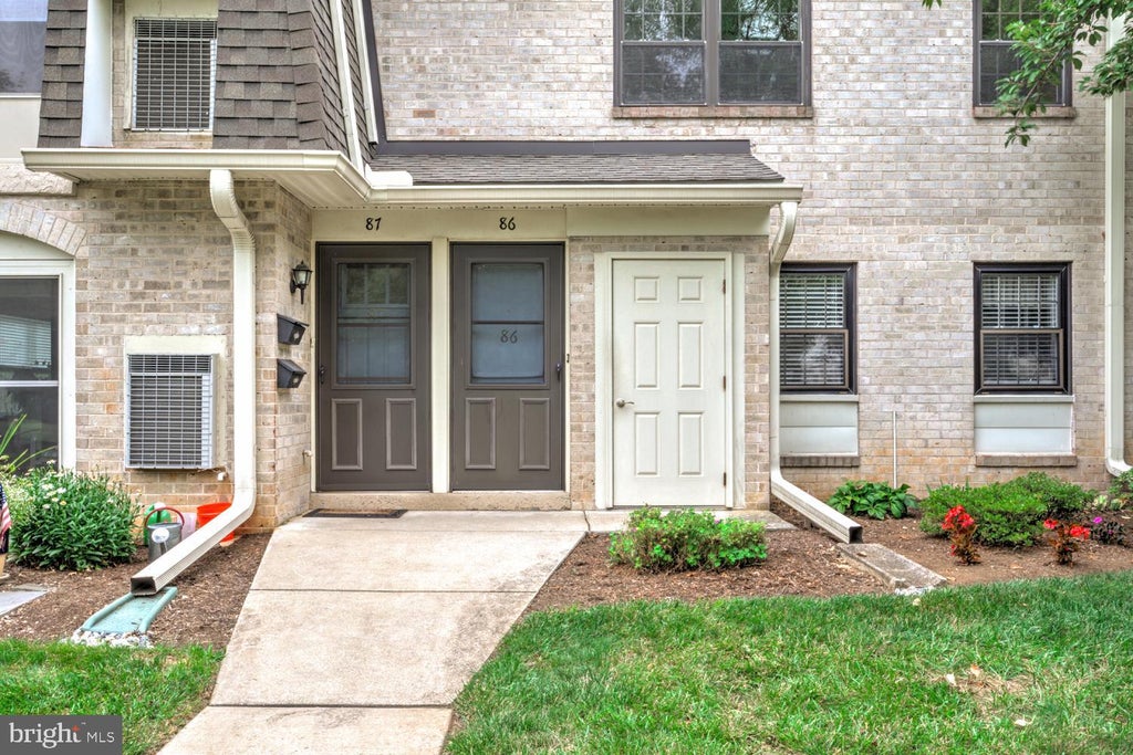 Photo of 86 Valleybrook Drive, LANCASTER, PA 17601 (MLS # PALA2092886)