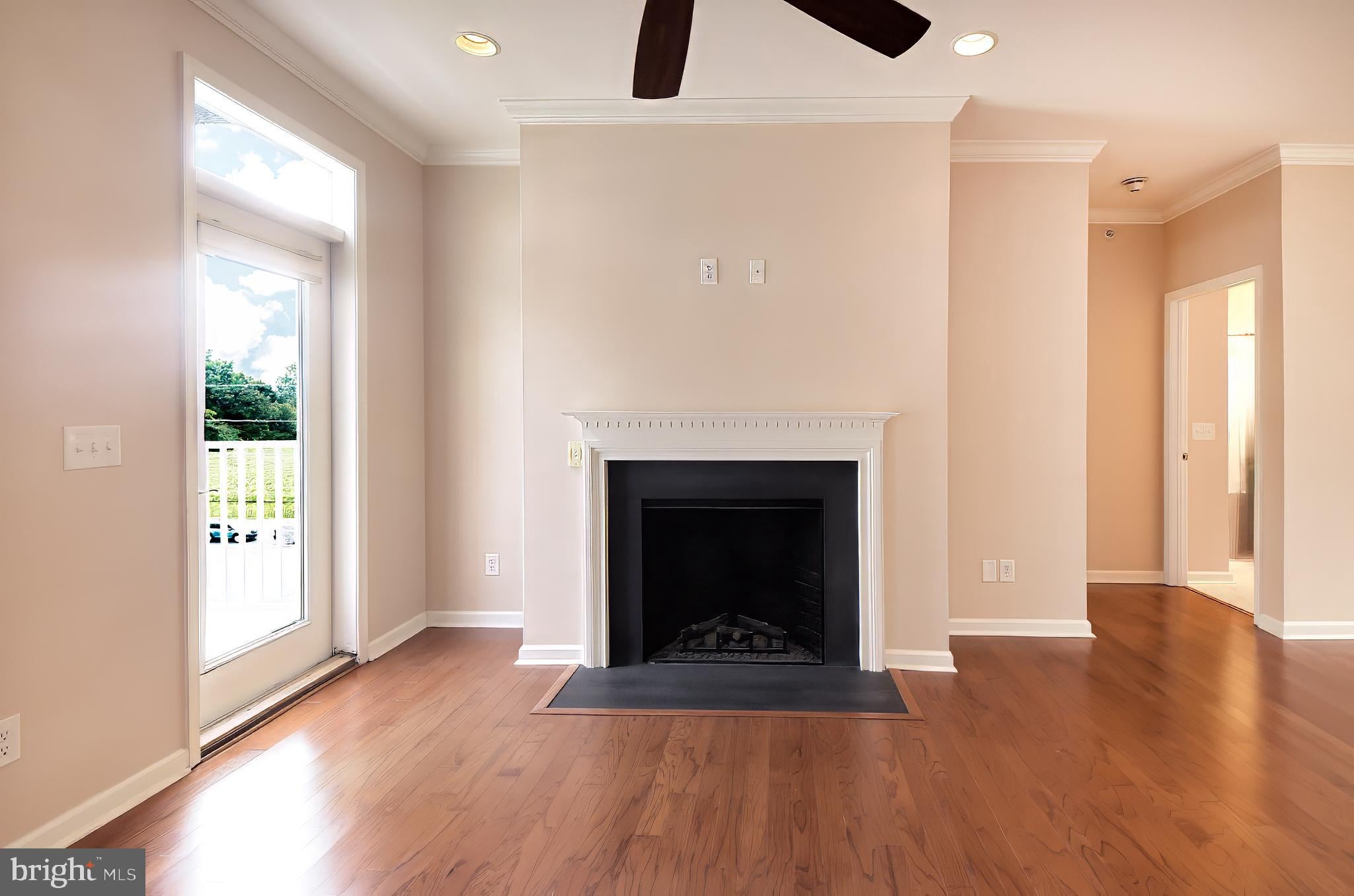 12001 OLD VINE BOULEVARD 3E306