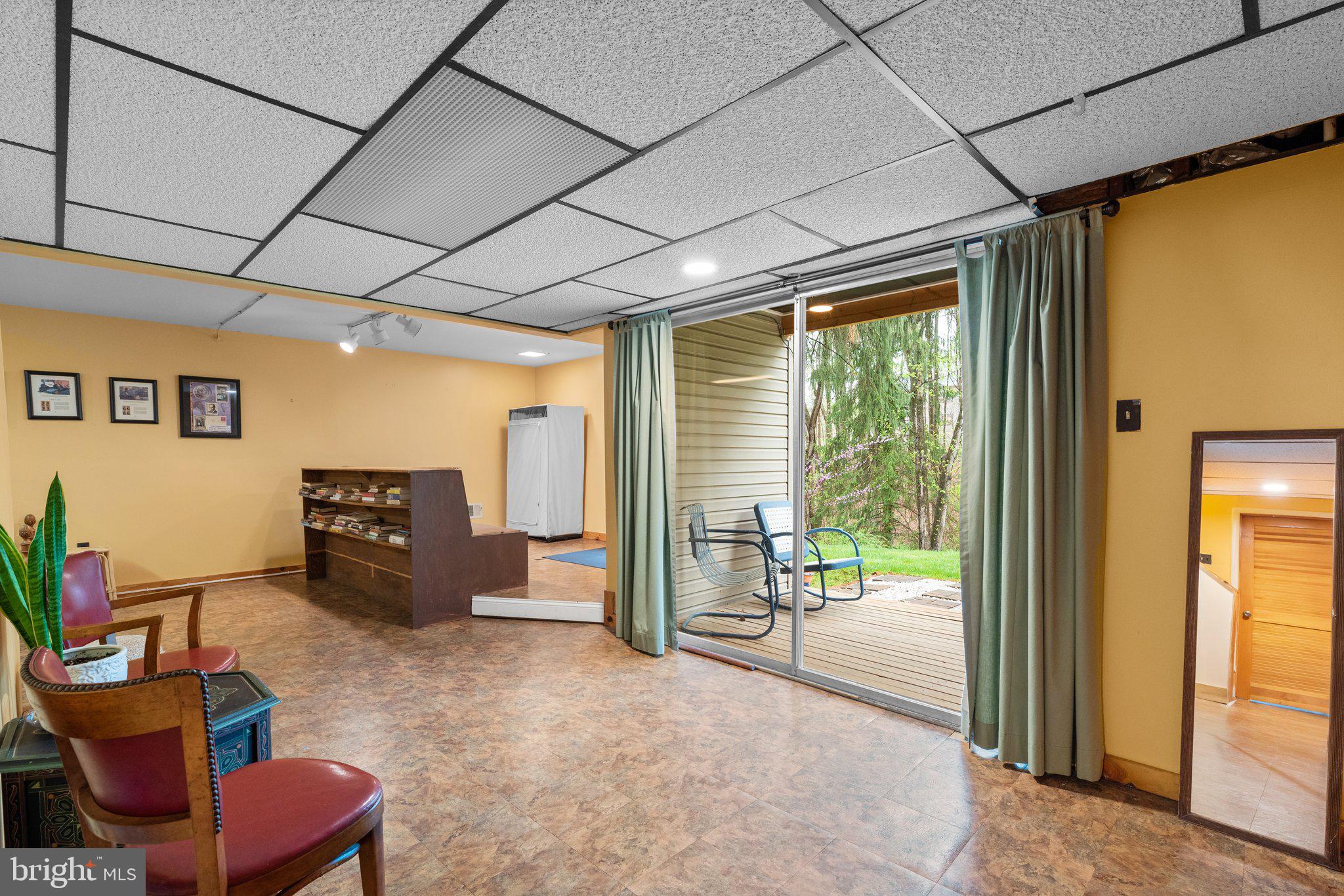 MARLTON - Residential