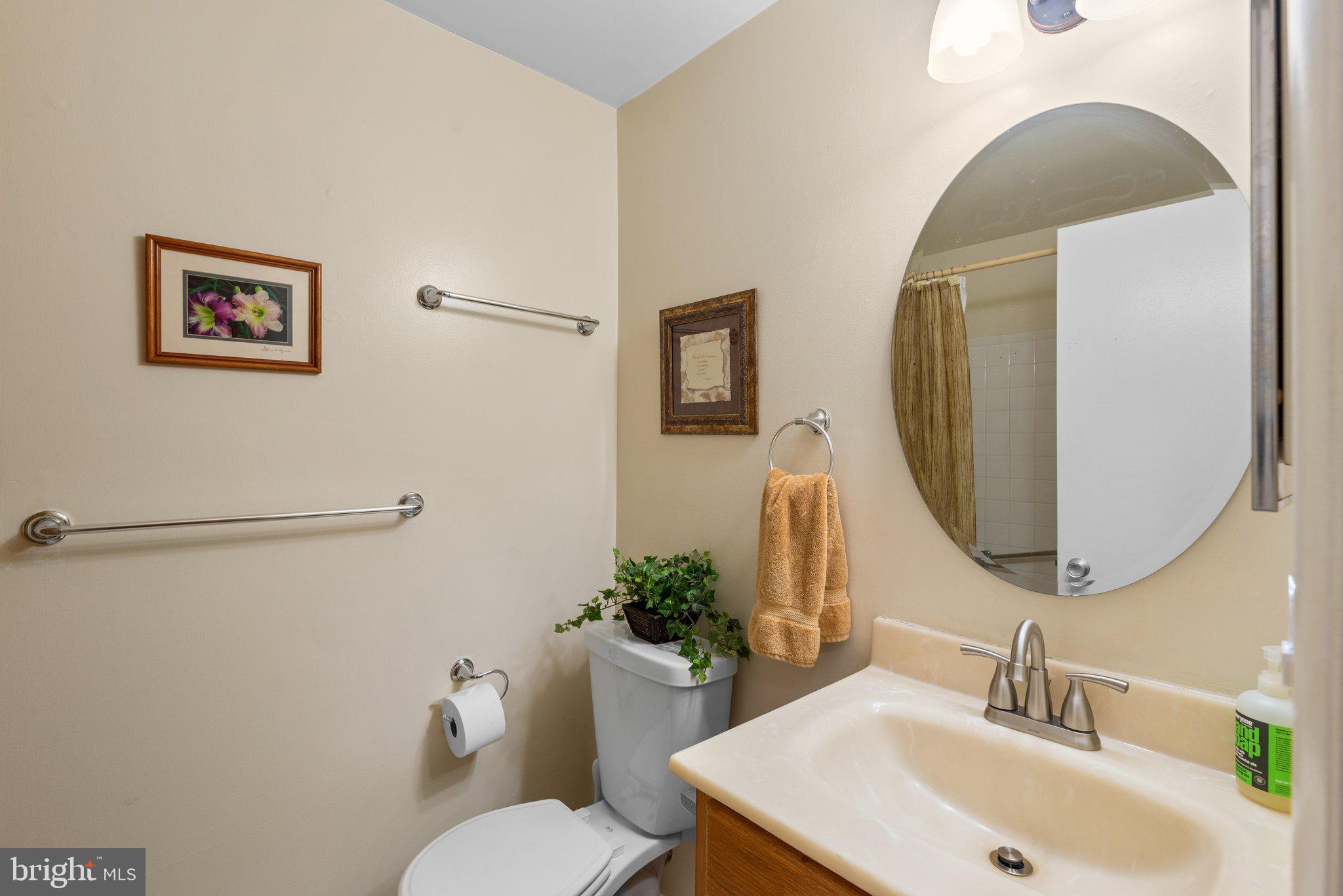 MARLTON - Residential