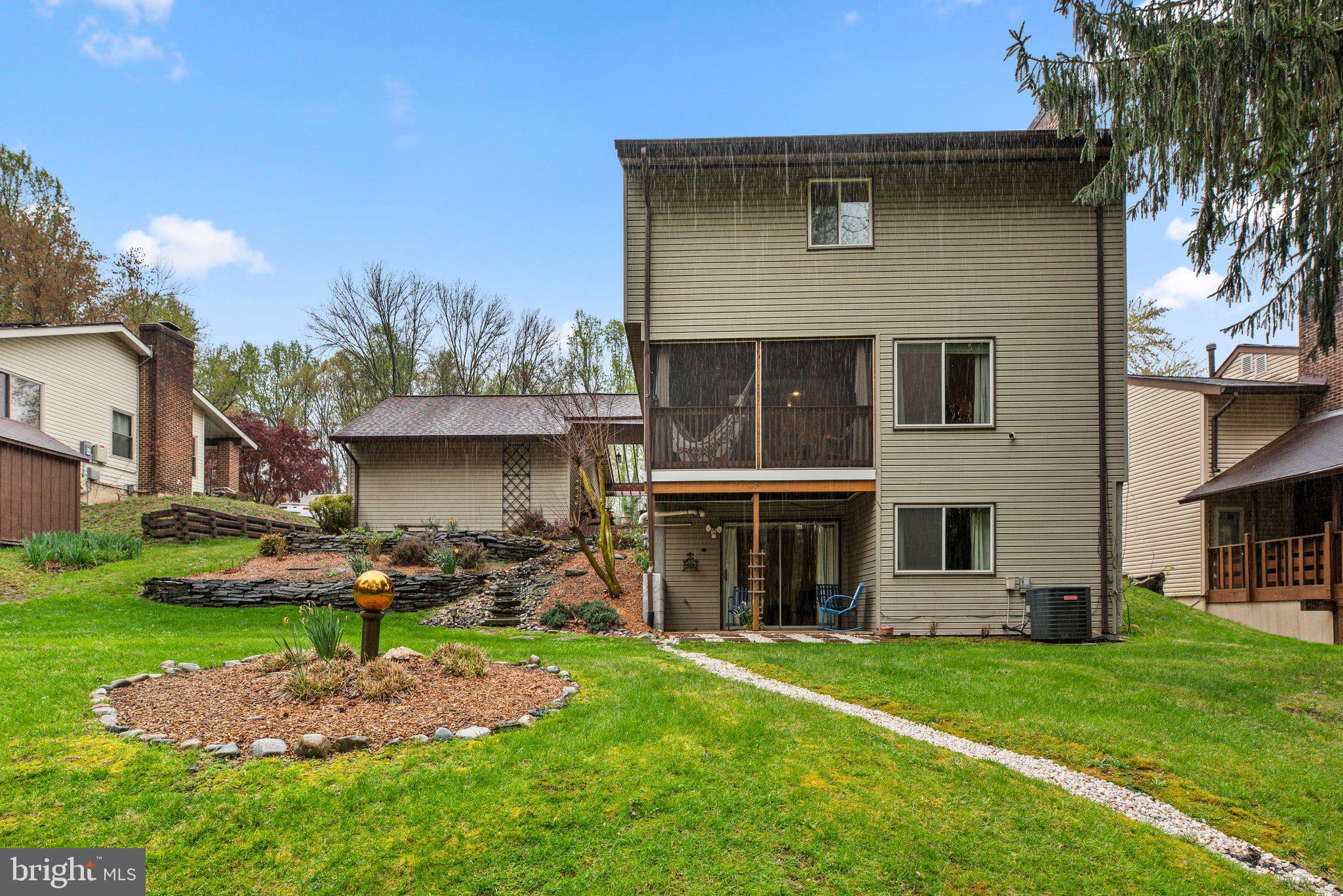 MARLTON - Residential